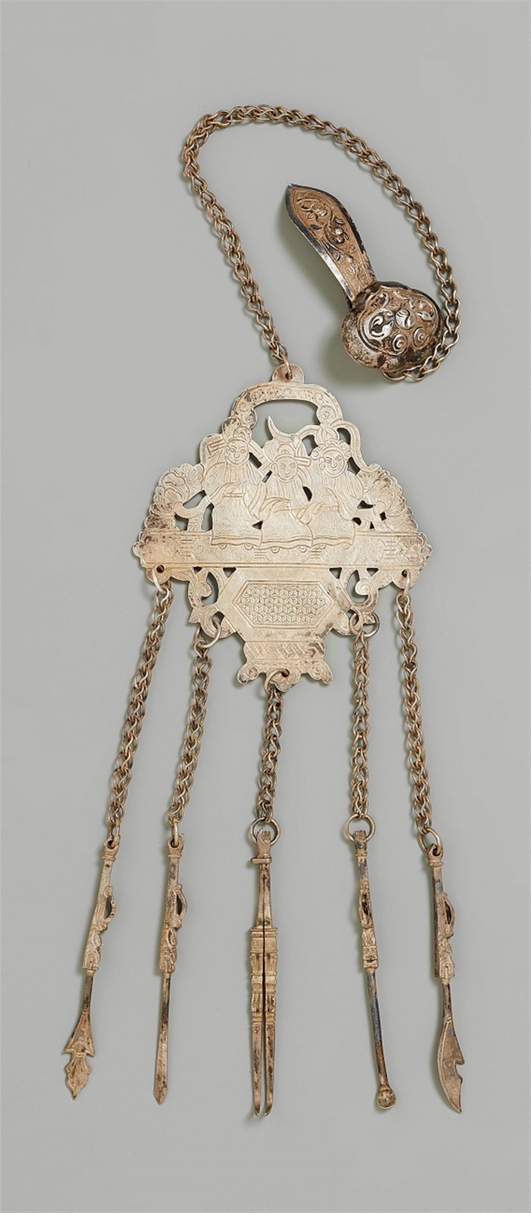 A gilt silver sash hanging for a symbolic seal - image-1