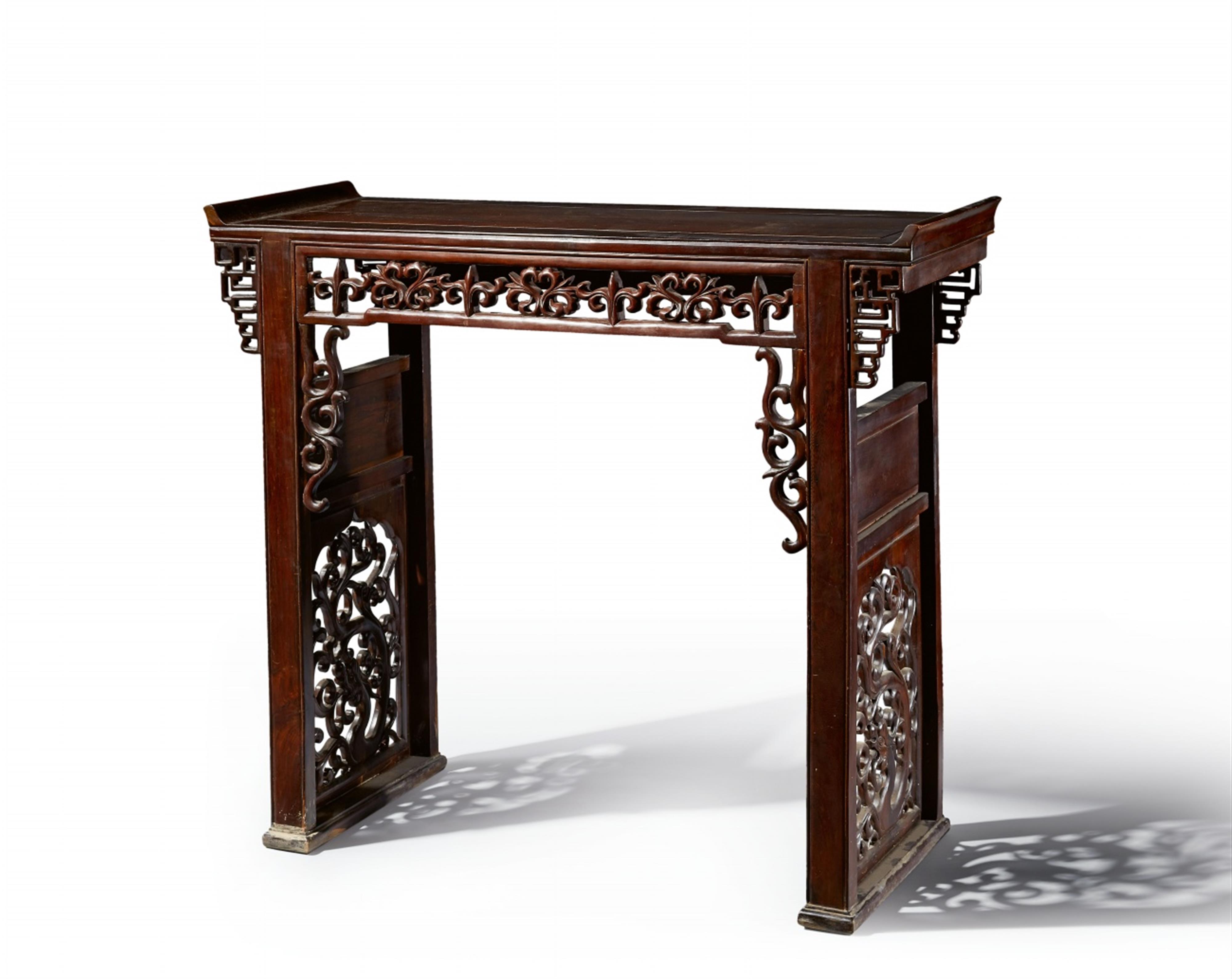A hardwood recessed-leg table (qiaotou'an). 19th century - image-1