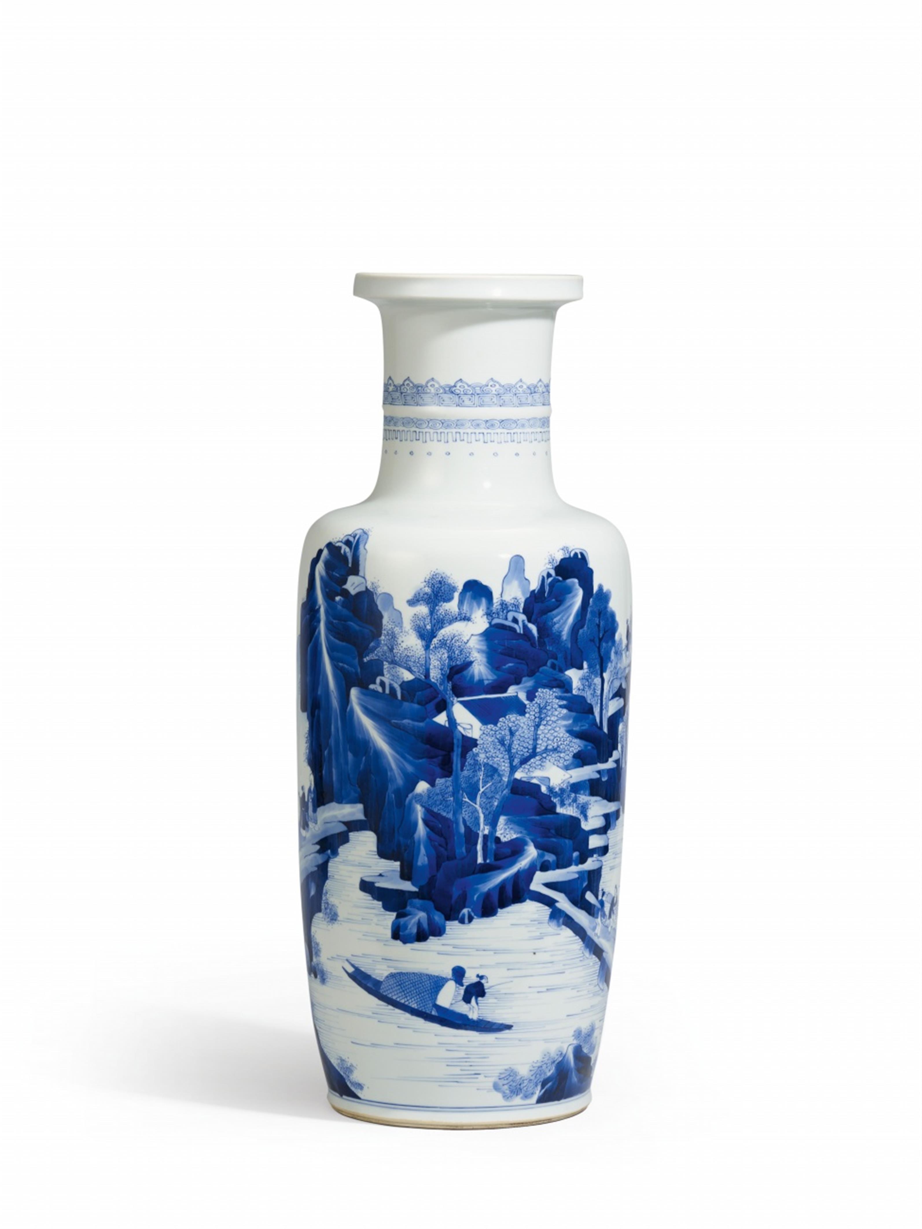 Blauweiße Rouleau Vase. Qing-Zeit (1644-1911) - image-1