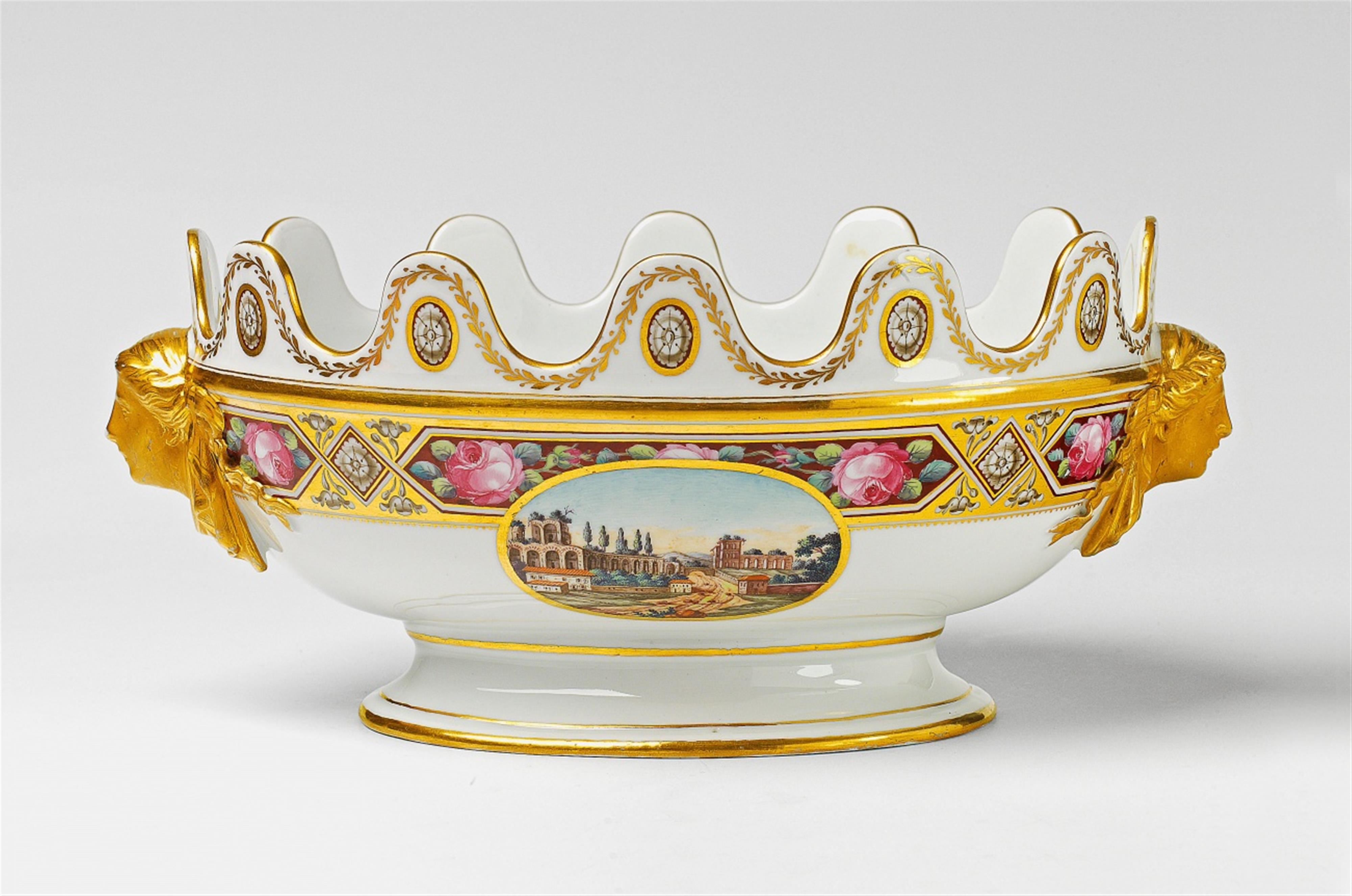 A St. Petersburg porcelain glass cooler from the wedding service of Grand Duchess Maria Pavlovna - image-3