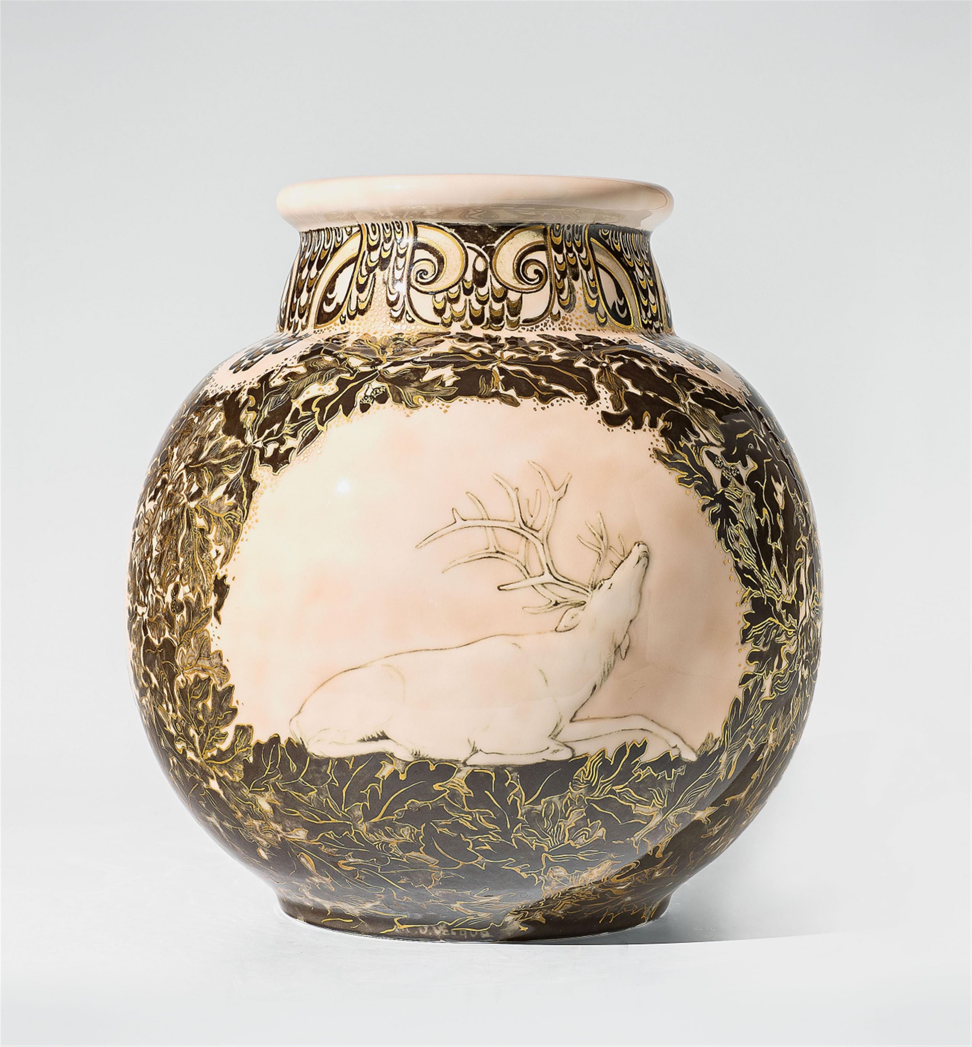 A Sèvres porcelain "vase chasse aux cerfs" - image-1