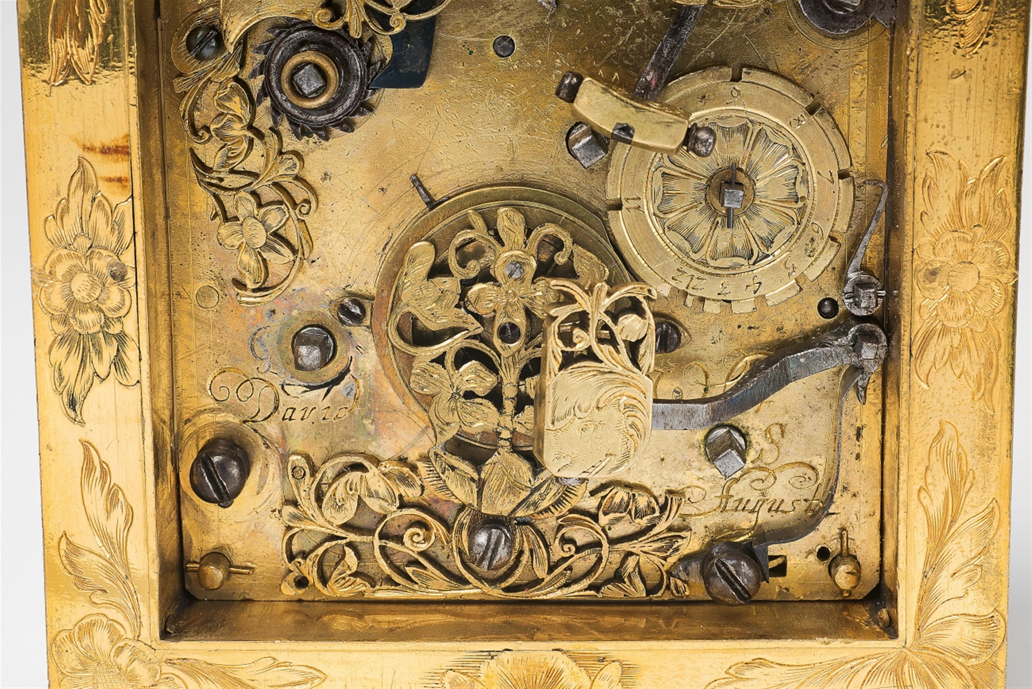 An Augsburg single-hand table clock - image-4