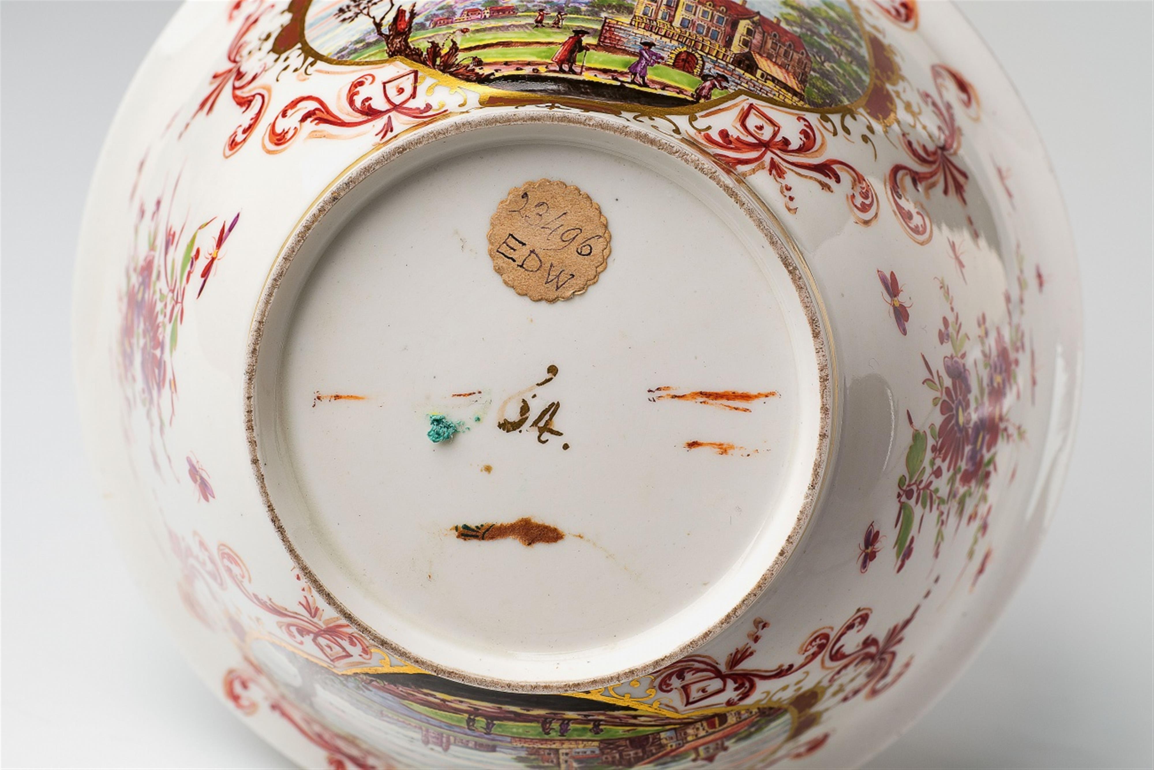 An early Meissen porcelain slop bowl with landscape decor - image-3