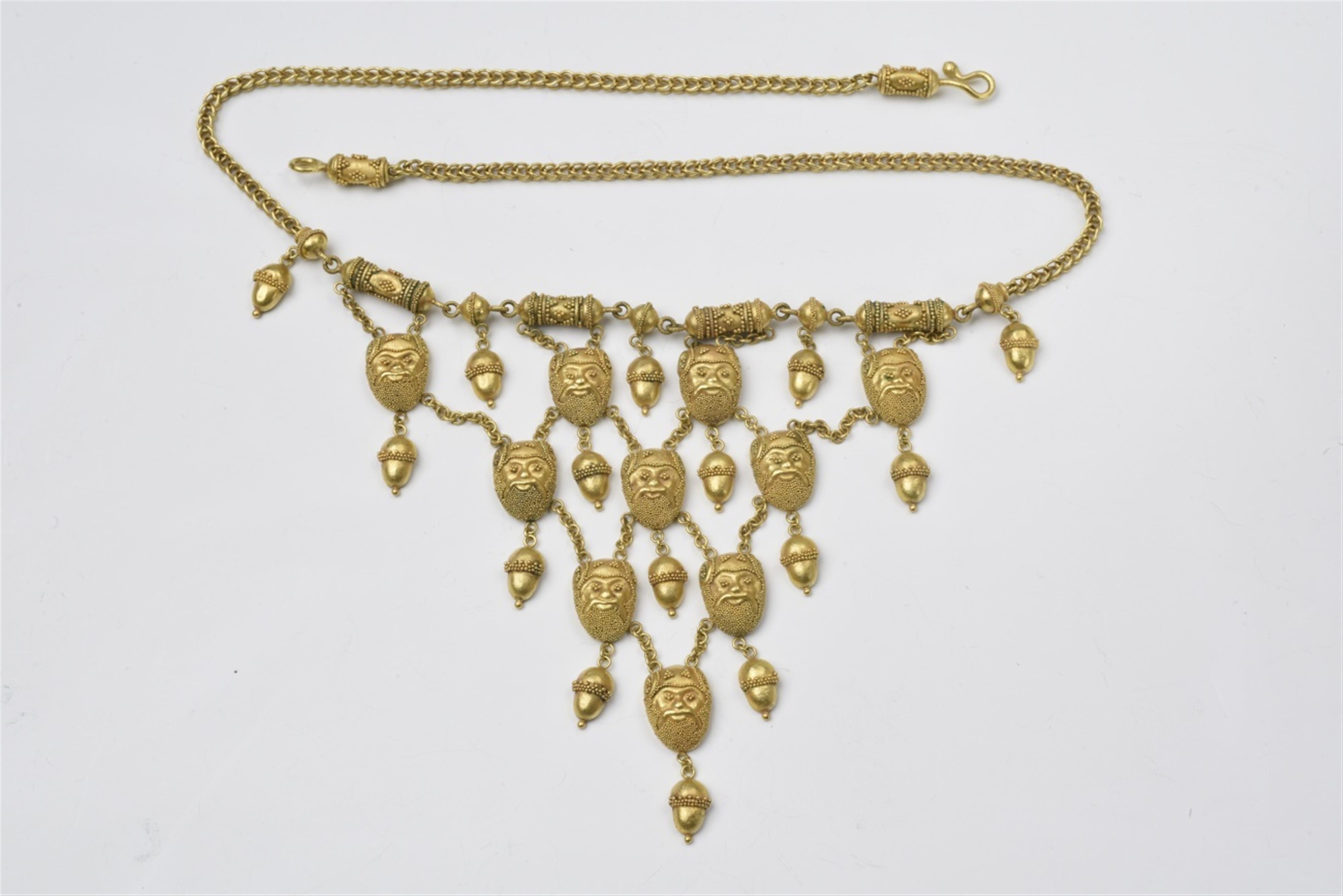 An Italian 18/21k gold Etruscan style collier - image-1