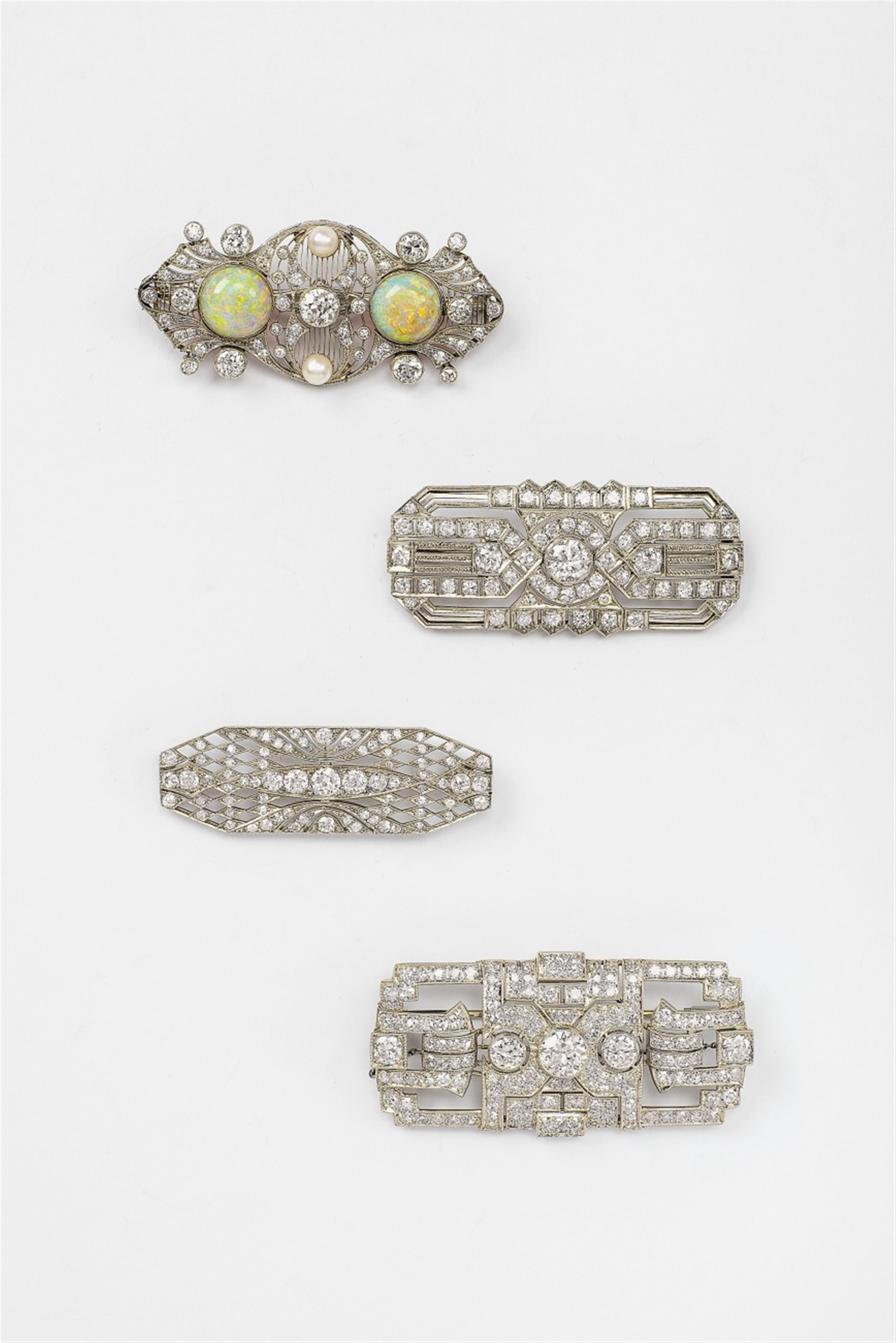 A Belle Epoque platinum and opal brooch - image-3