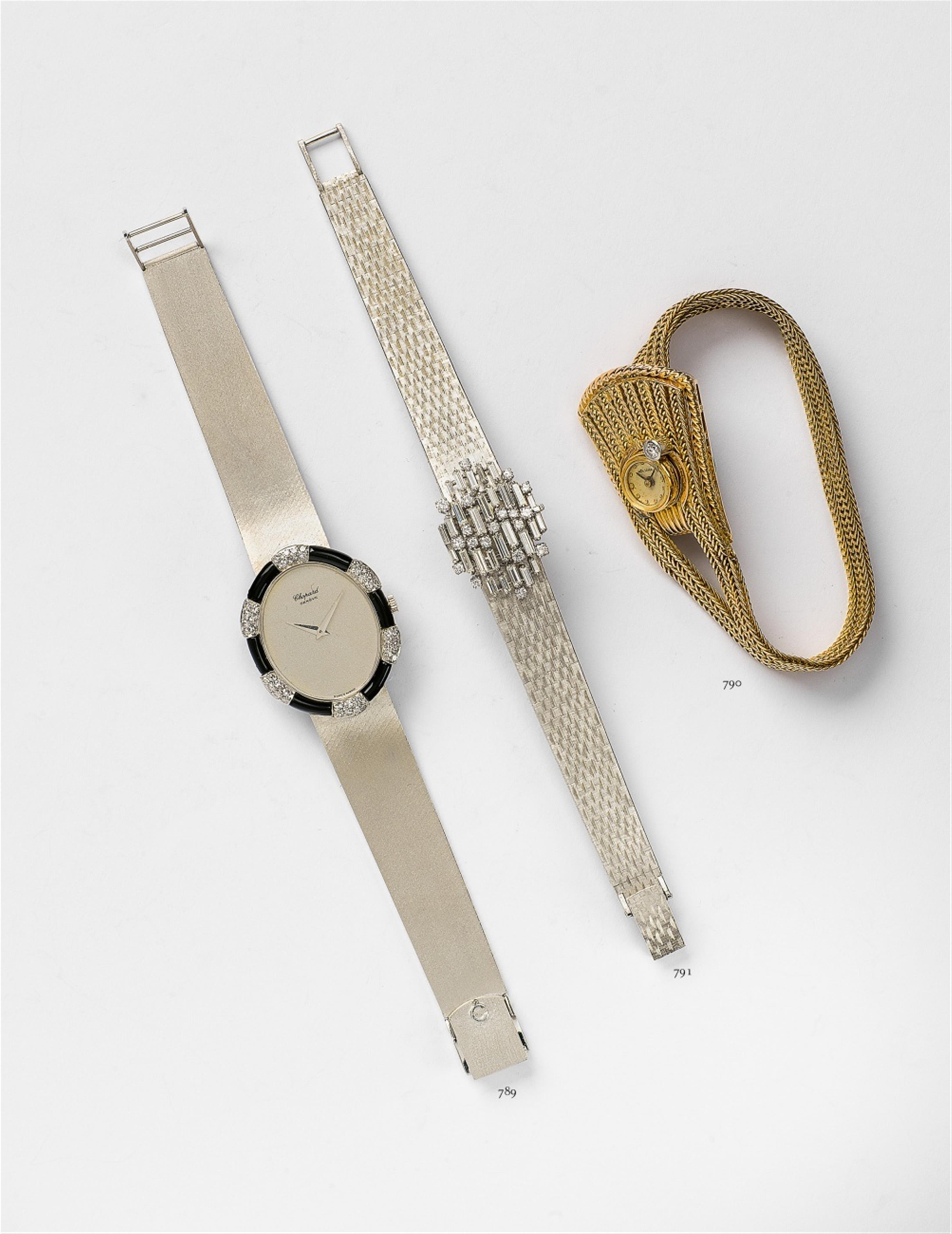 An 18k white gold, onyx and diamond ladies wristwatch - image-2