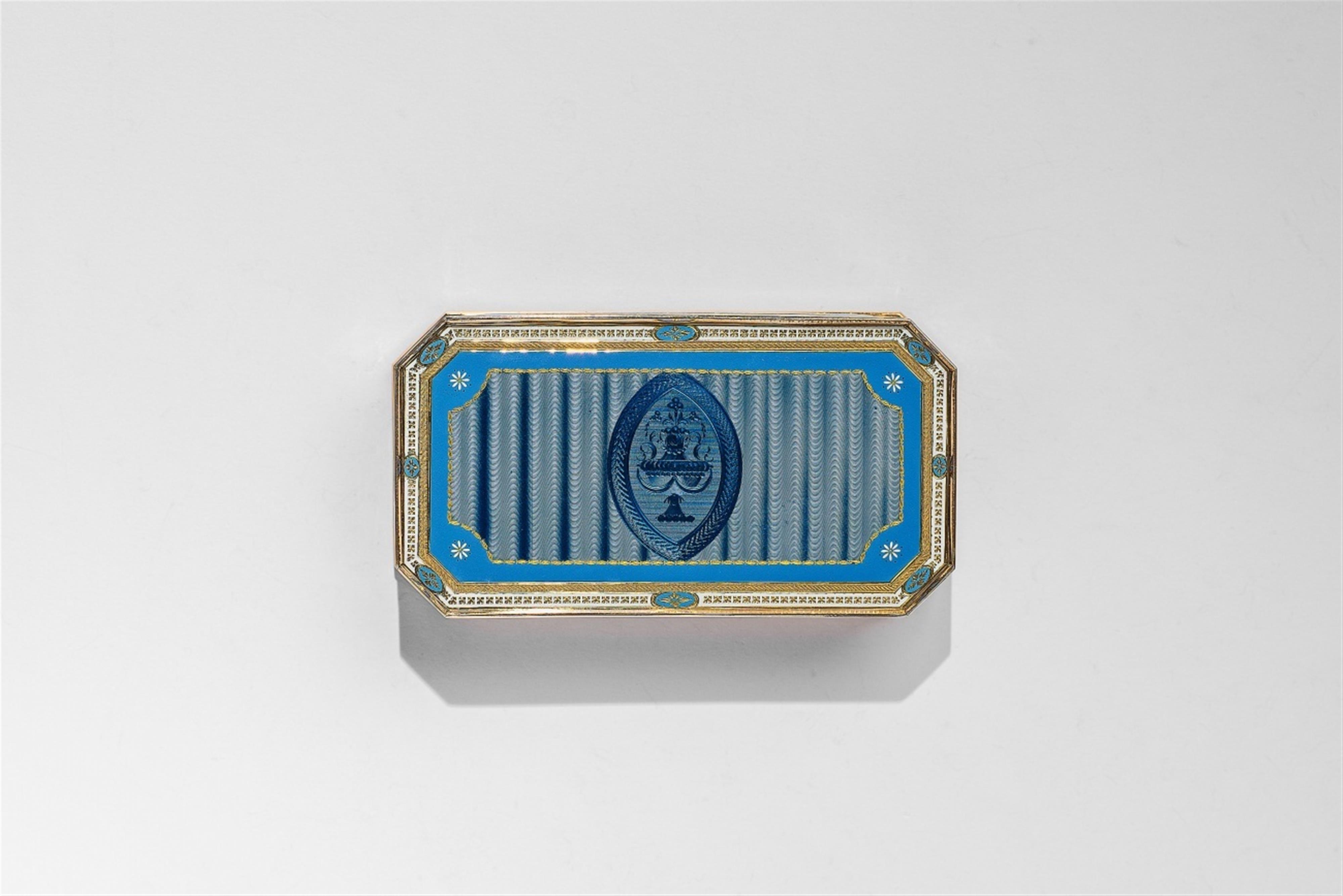 A Swiss enamelled gold snuff box - image-2