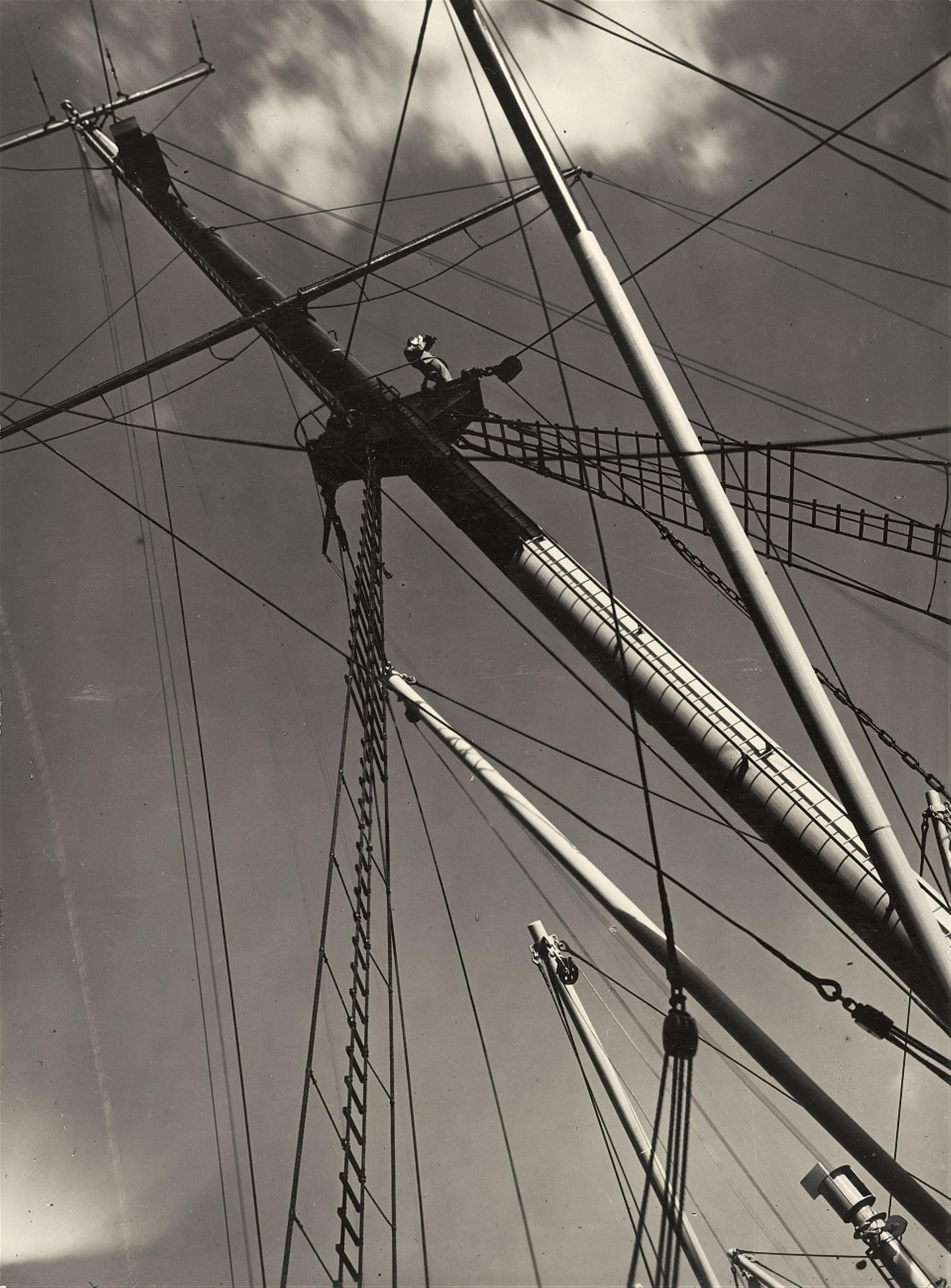 Ernst Scheel - Schiffsmaste, Hapag-Dampfer "New York", Ausguck (Masts, Hapag steamer "New York", lookout) - image-1