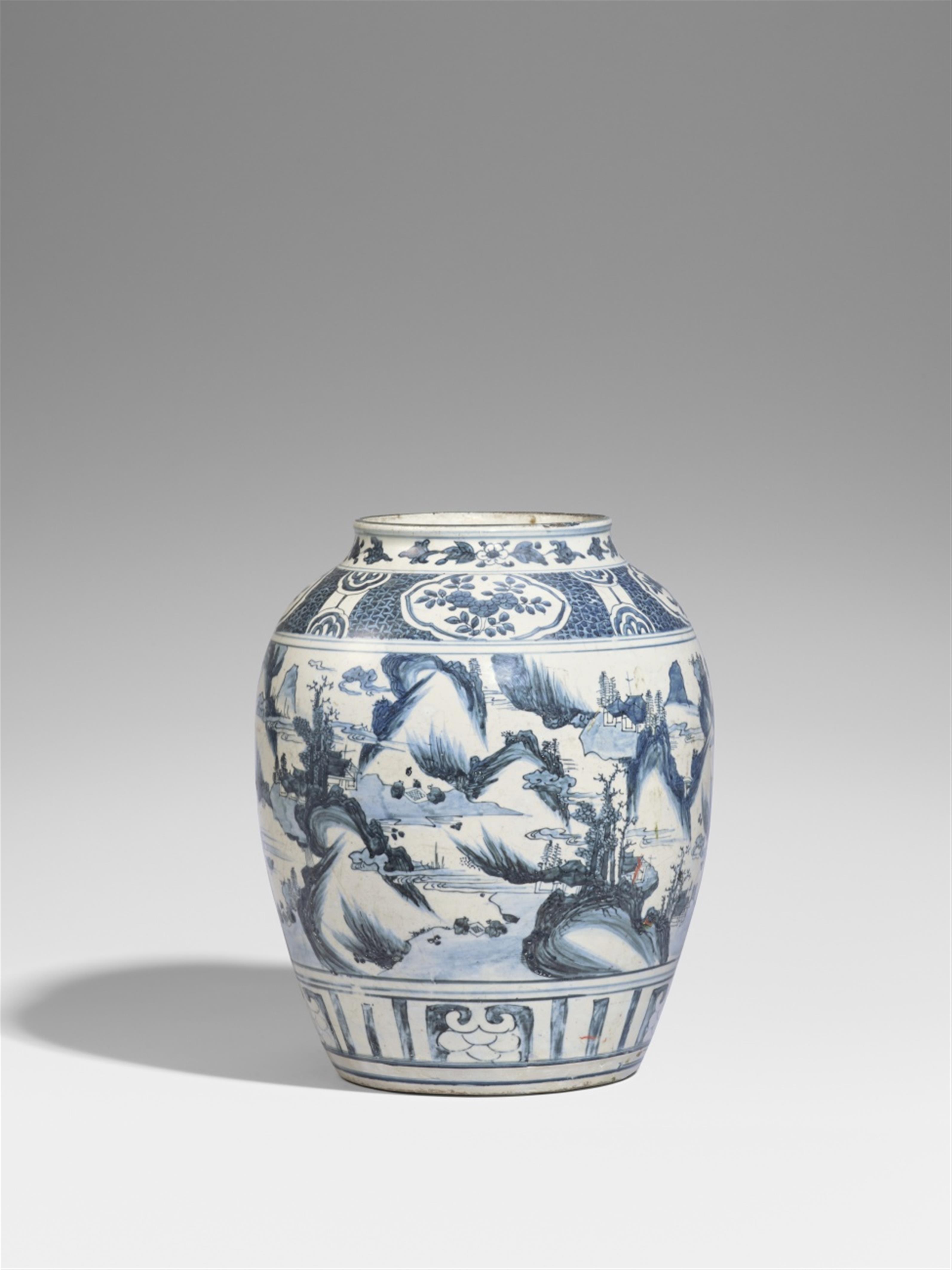 A blue and white jar. Late Ming dynasty (1368-1644) - image-1