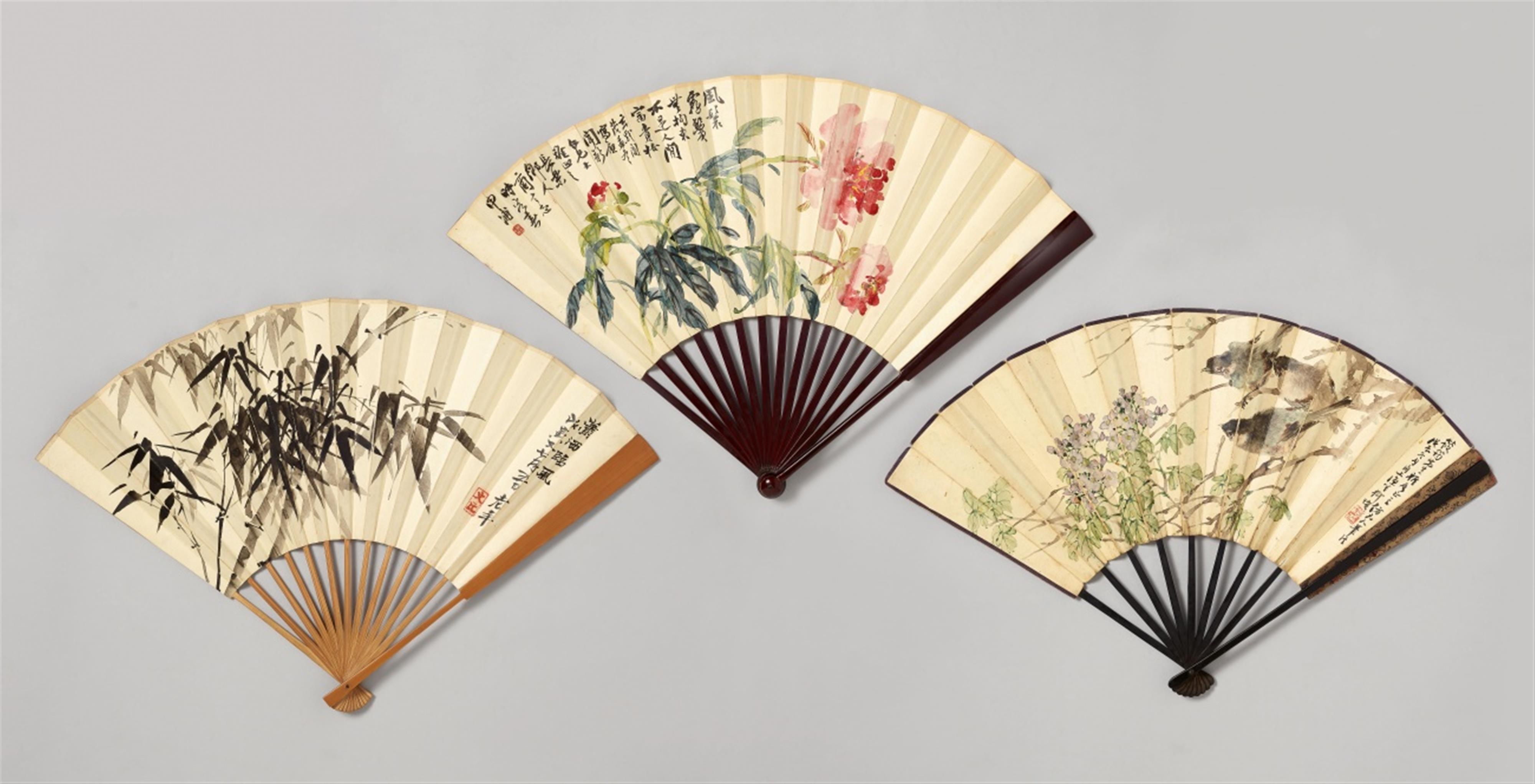 Liu Bin and two unidentified artists - Three fans. Ink and colour on paper. Each with a long inscription on the reverse. a) A pair of birds on flowering branches. Dated cyclically wuchen (1928), signed Yusheng Liu Bi... - image-1