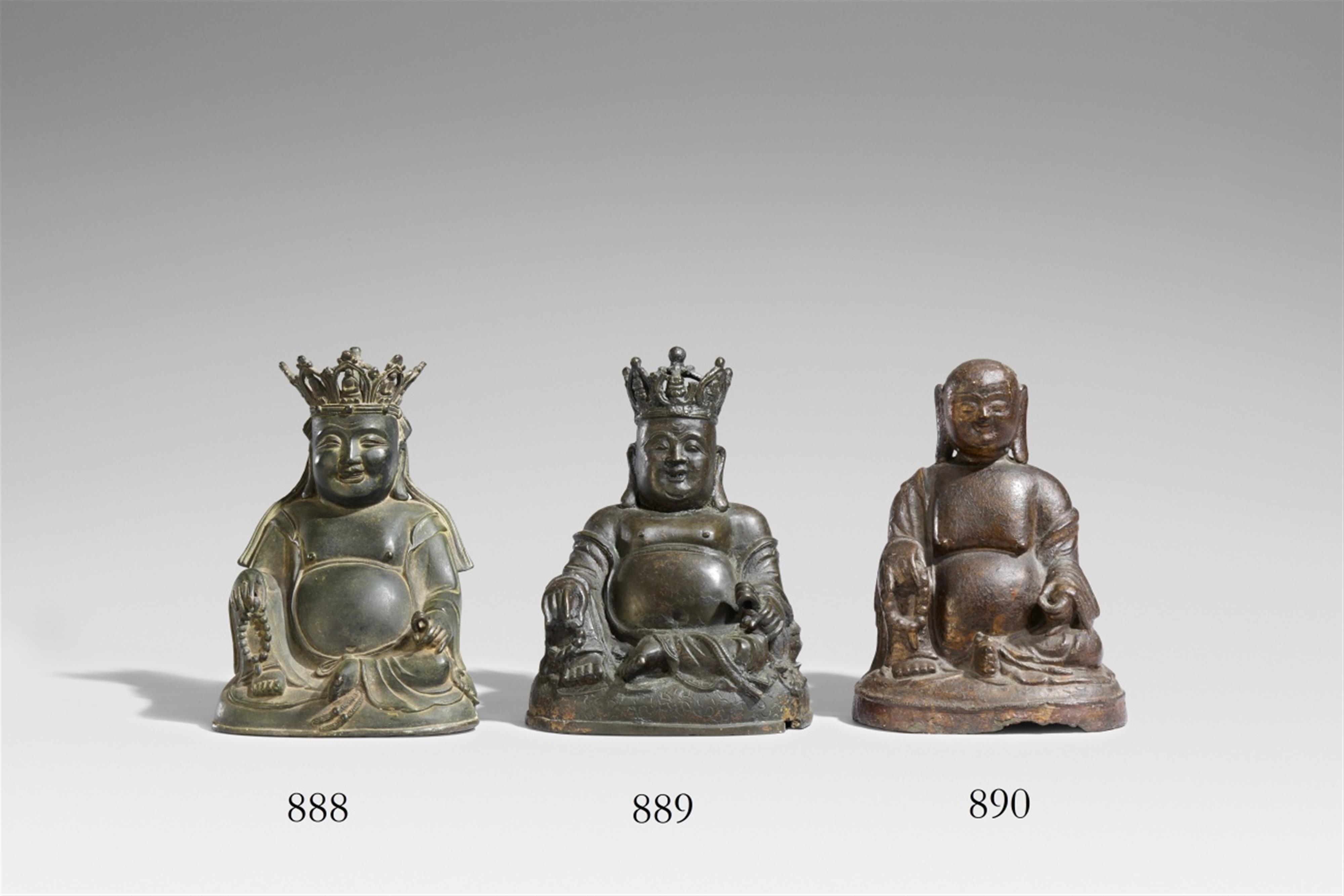 A bronze figure of crowned Milefo, also called Budai. Late Ming dynasty - image-1