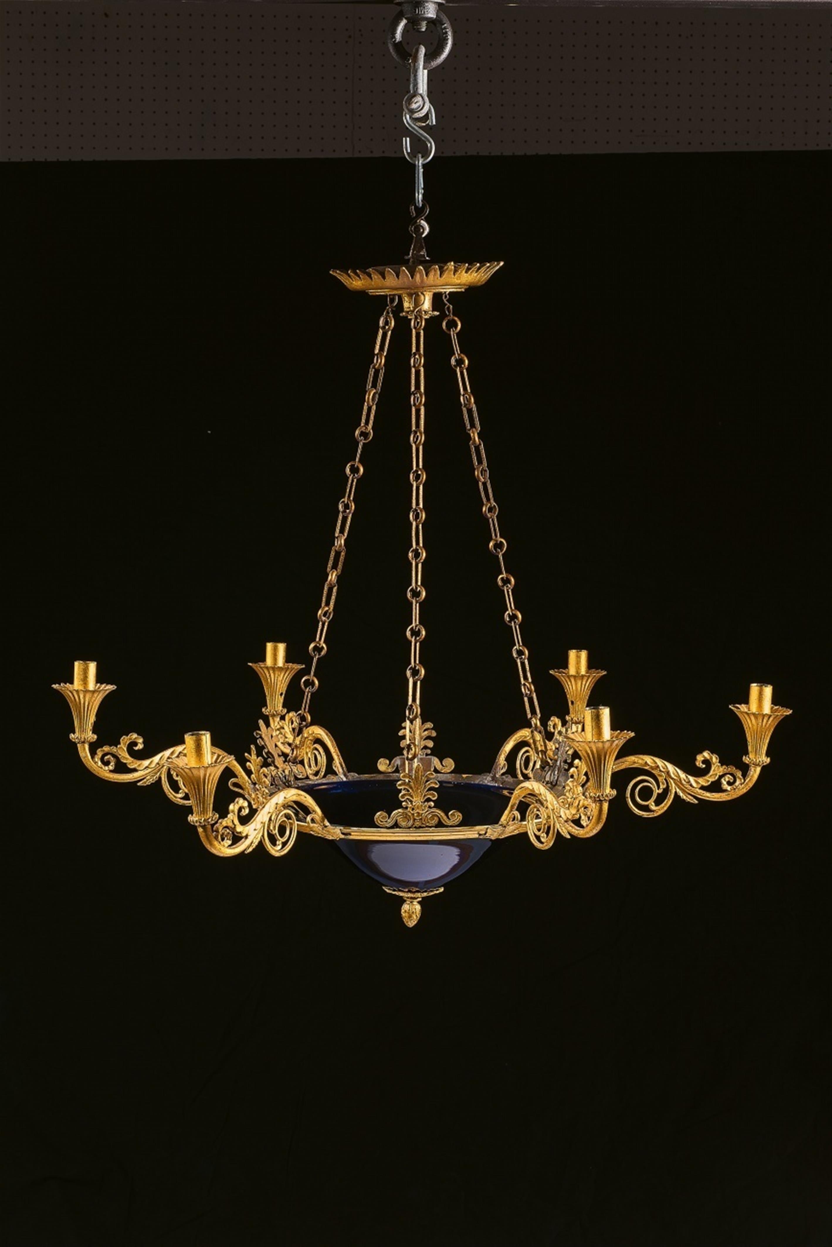 A Neoclassical gilt metal chandelier - image-1