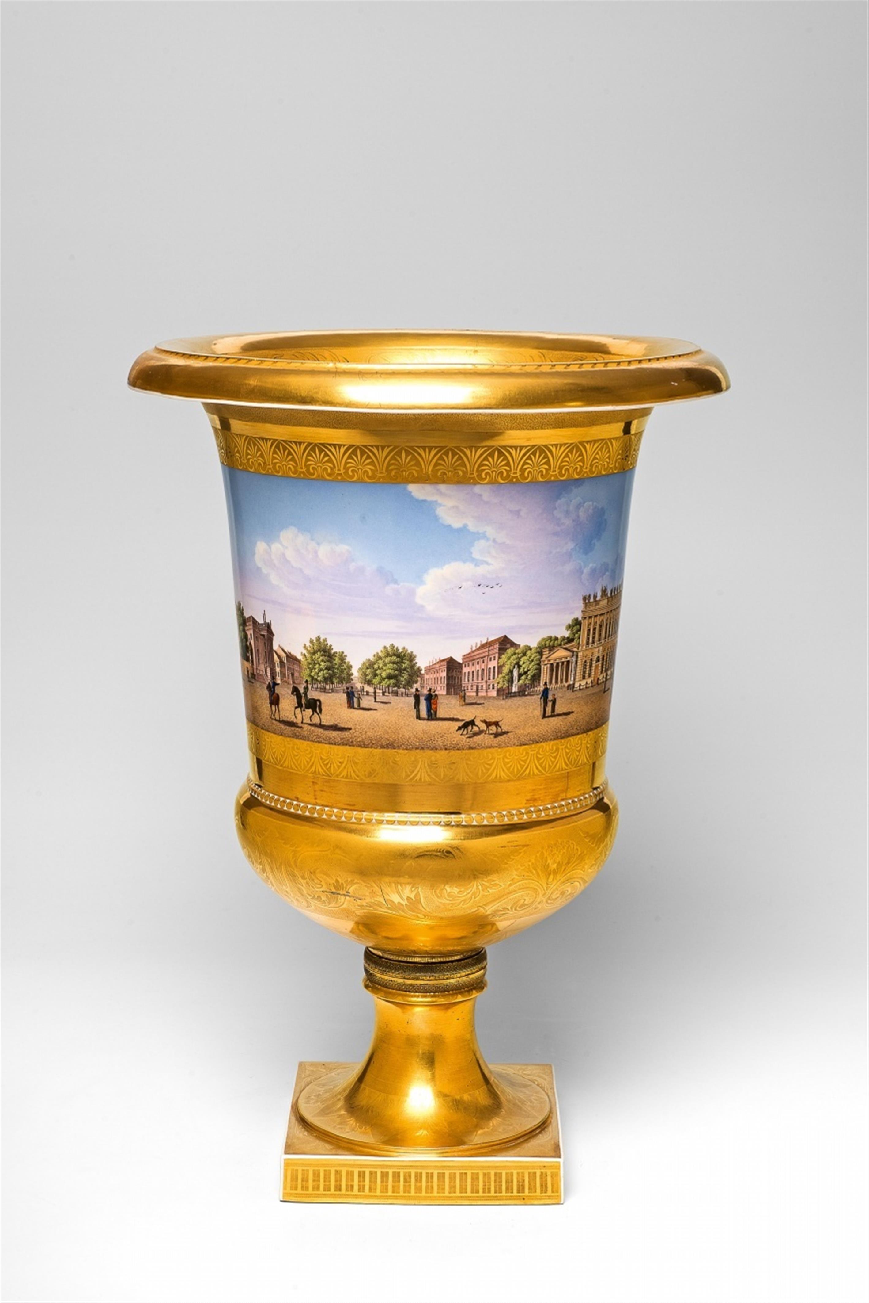 An important Berlin KPM krater-form vase with a view of Unter den Linden - image-2