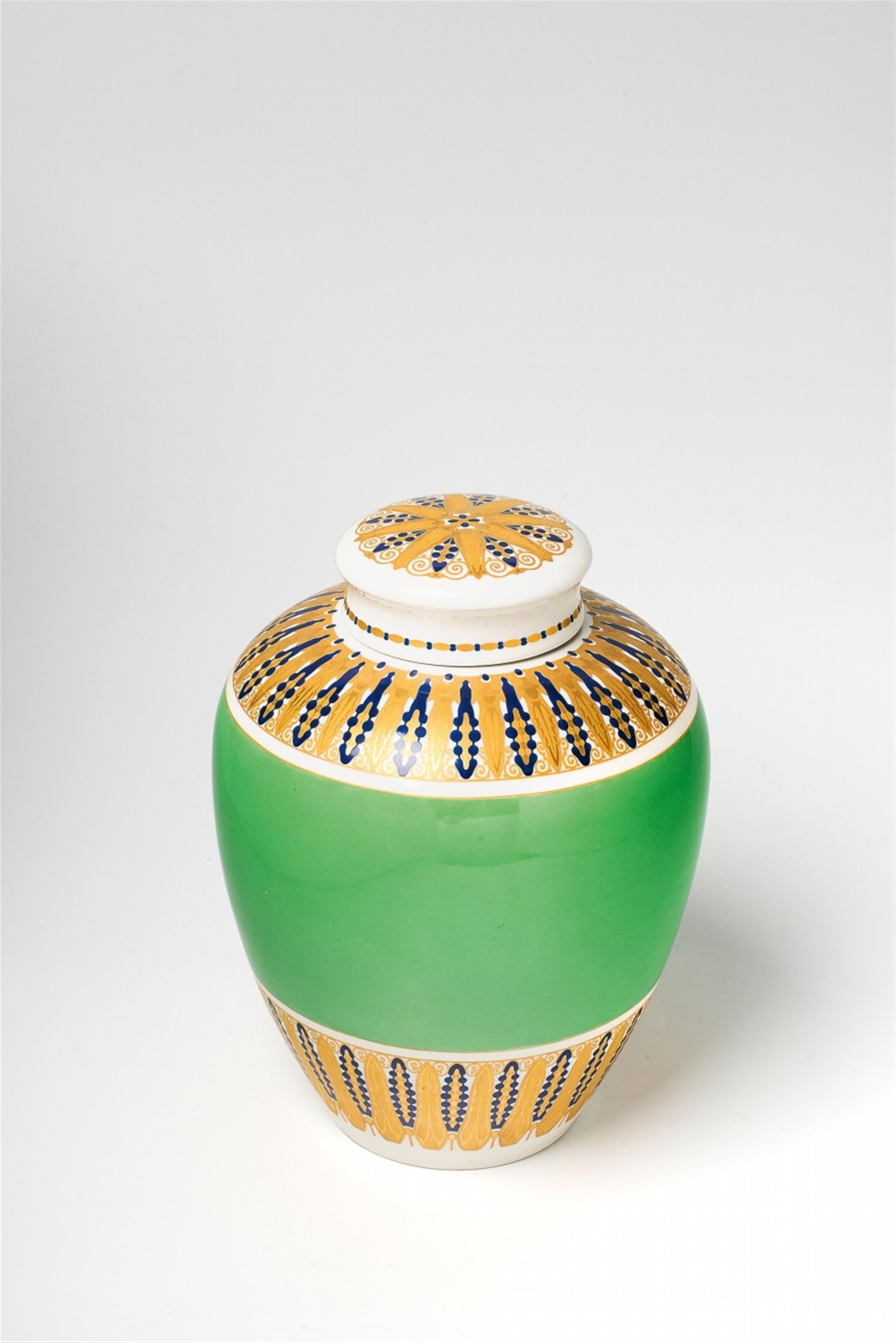 A Berlin KPM porcelain vase with green ground - image-1