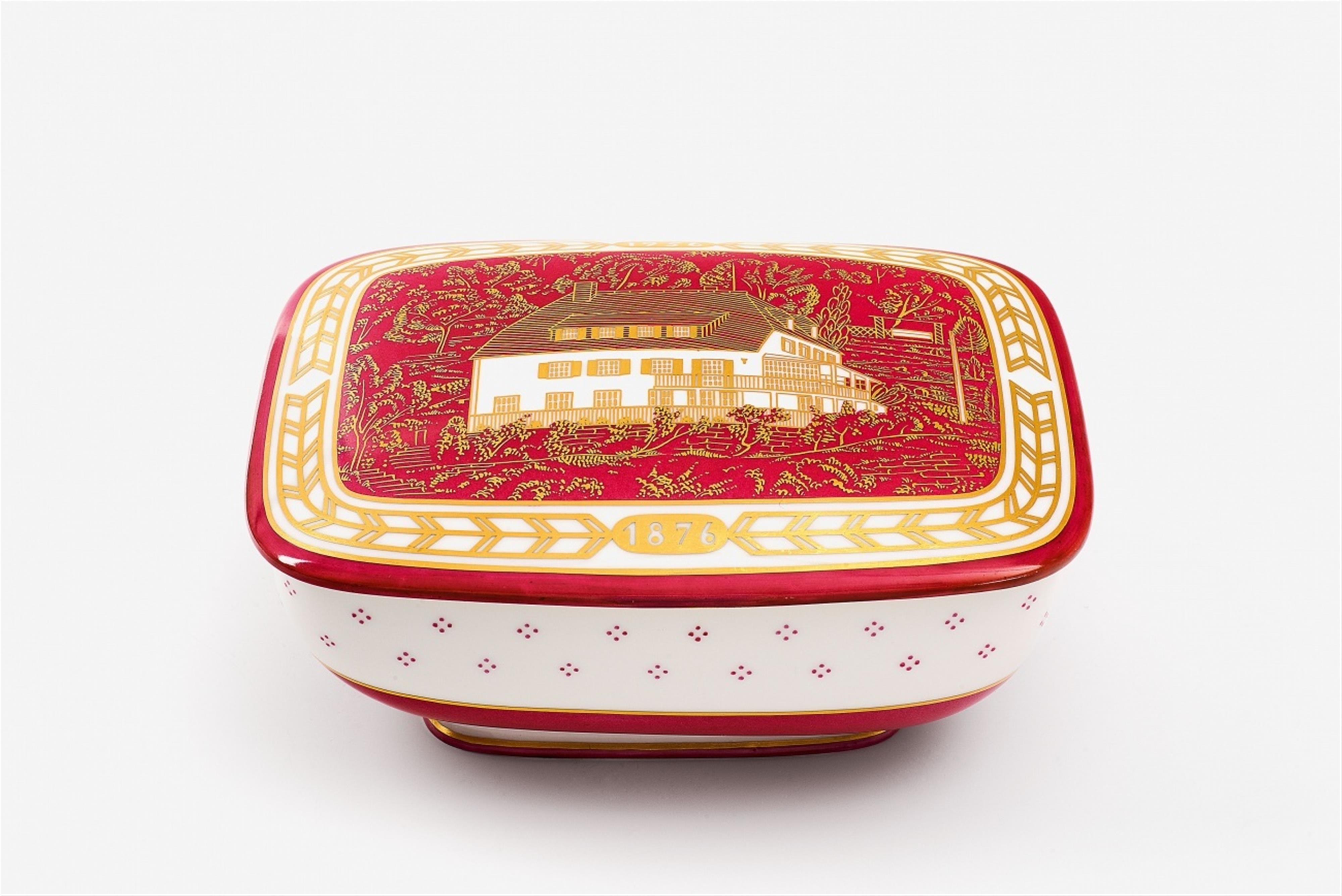 A Berlin KPM porcelain box with the house of Konrad Adenauer - image-1