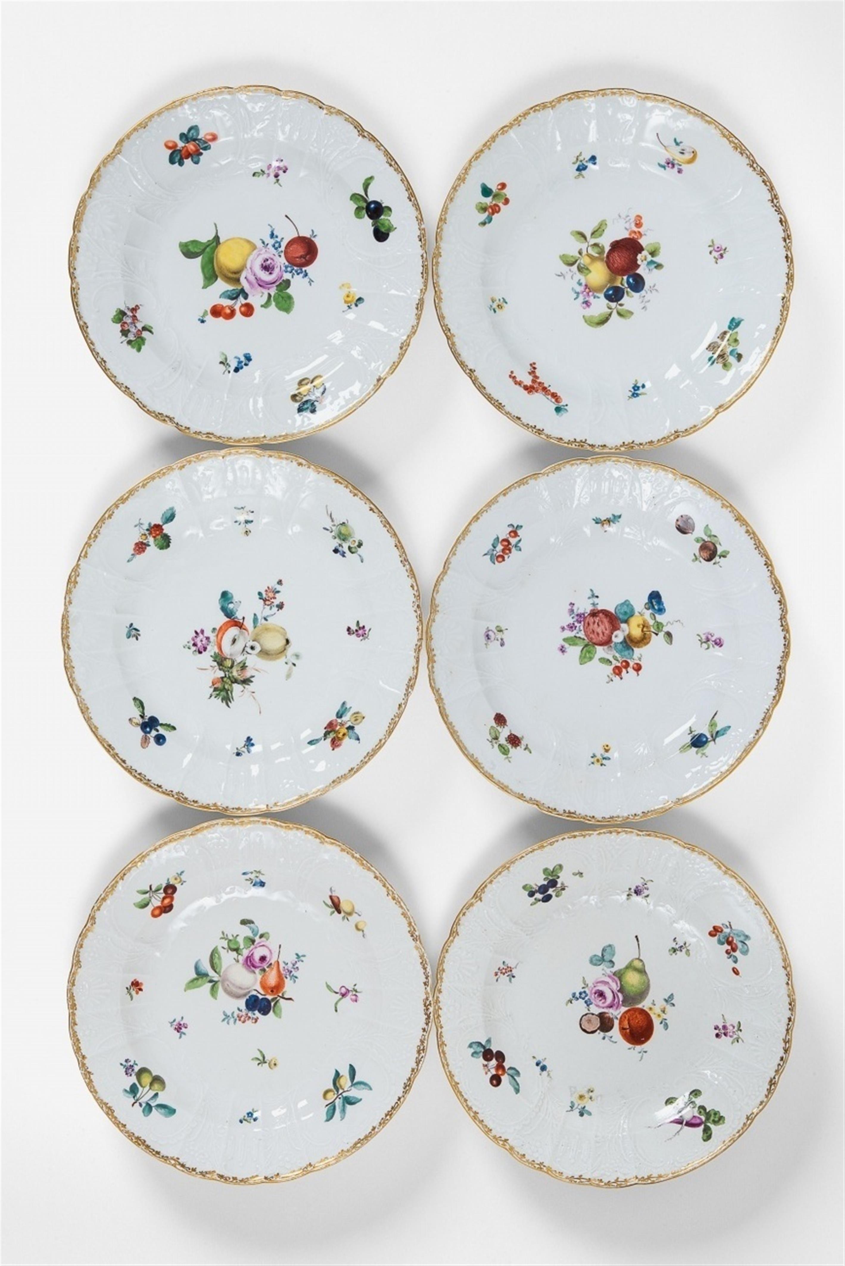 Six Meissen porcelain dinner plates from a dinner service made for Frederick II - image-1