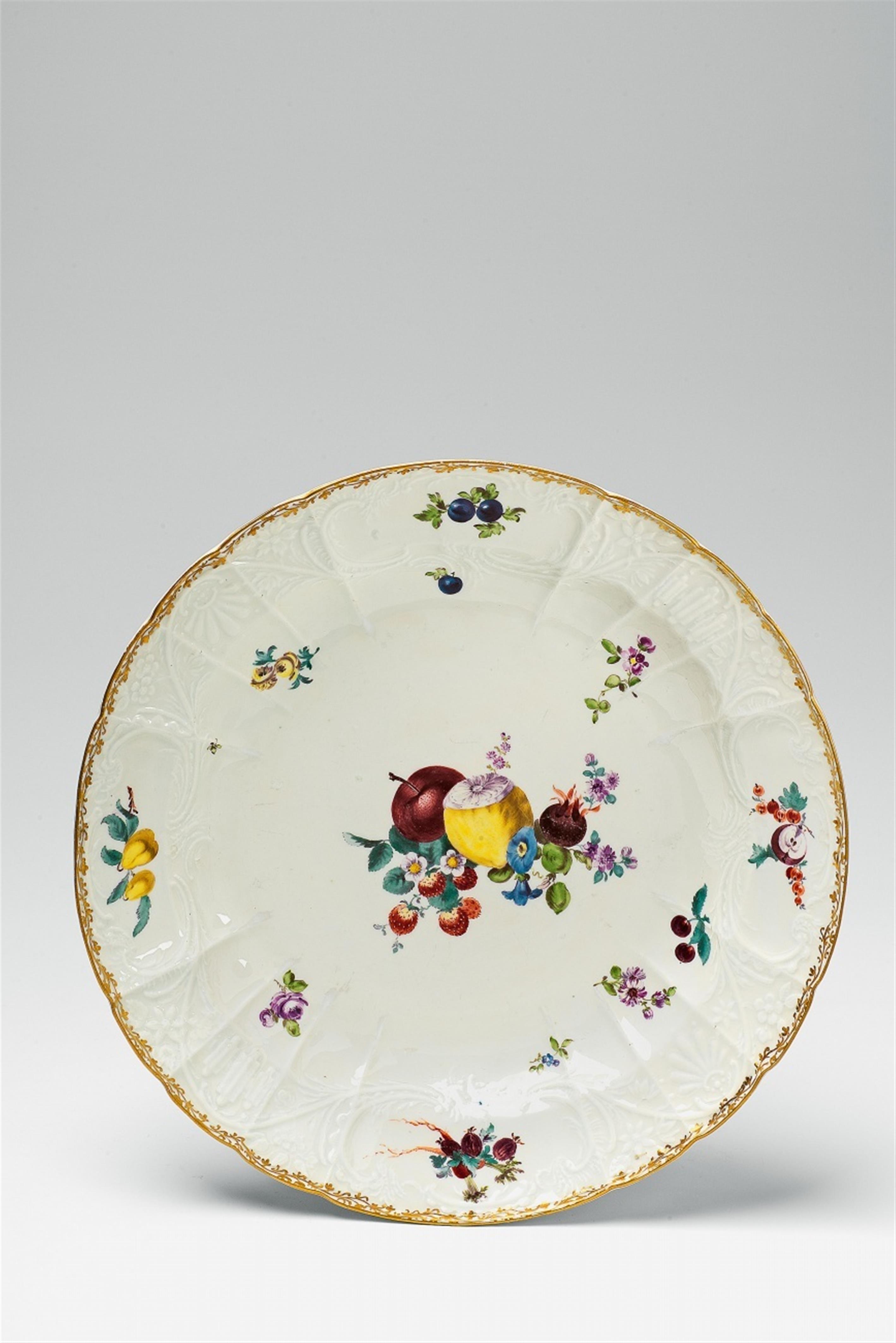 A round Meissen porcelain platter from a dinner service made for Frederick II - image-1