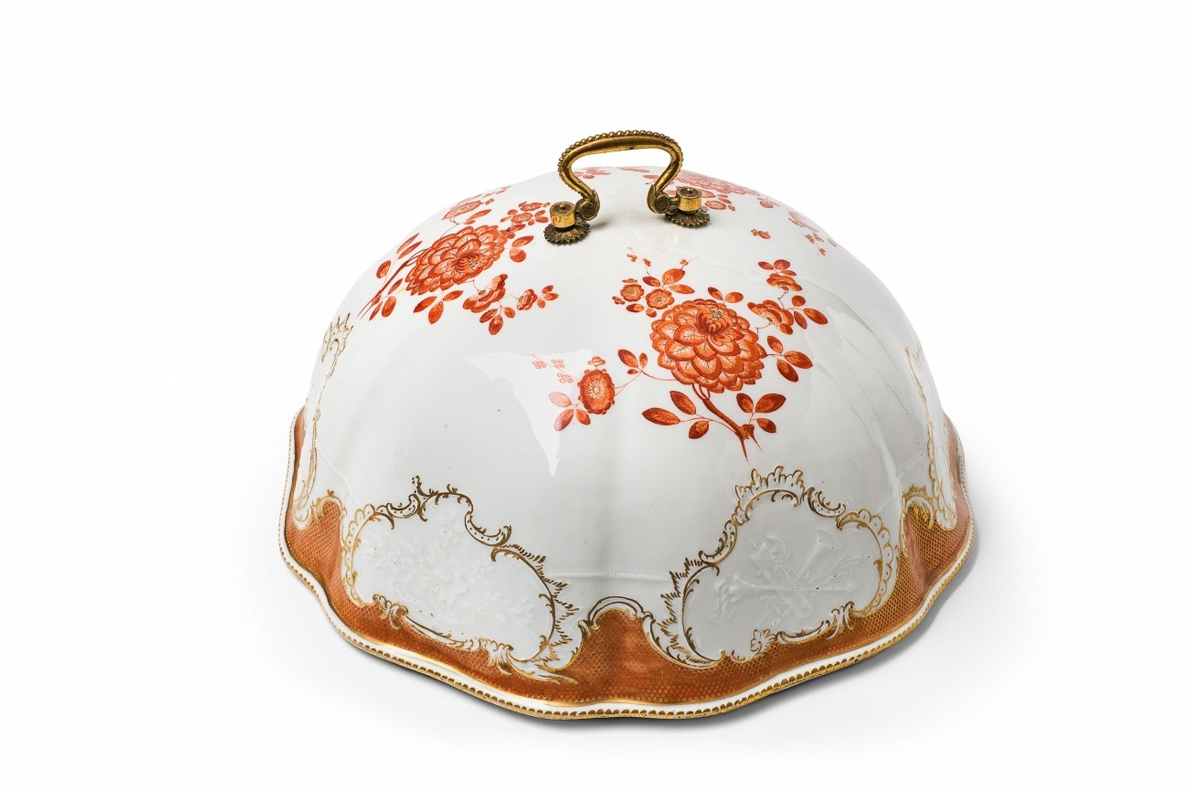 A large Meissen porcelain cloche from the Möllendorf service - image-1