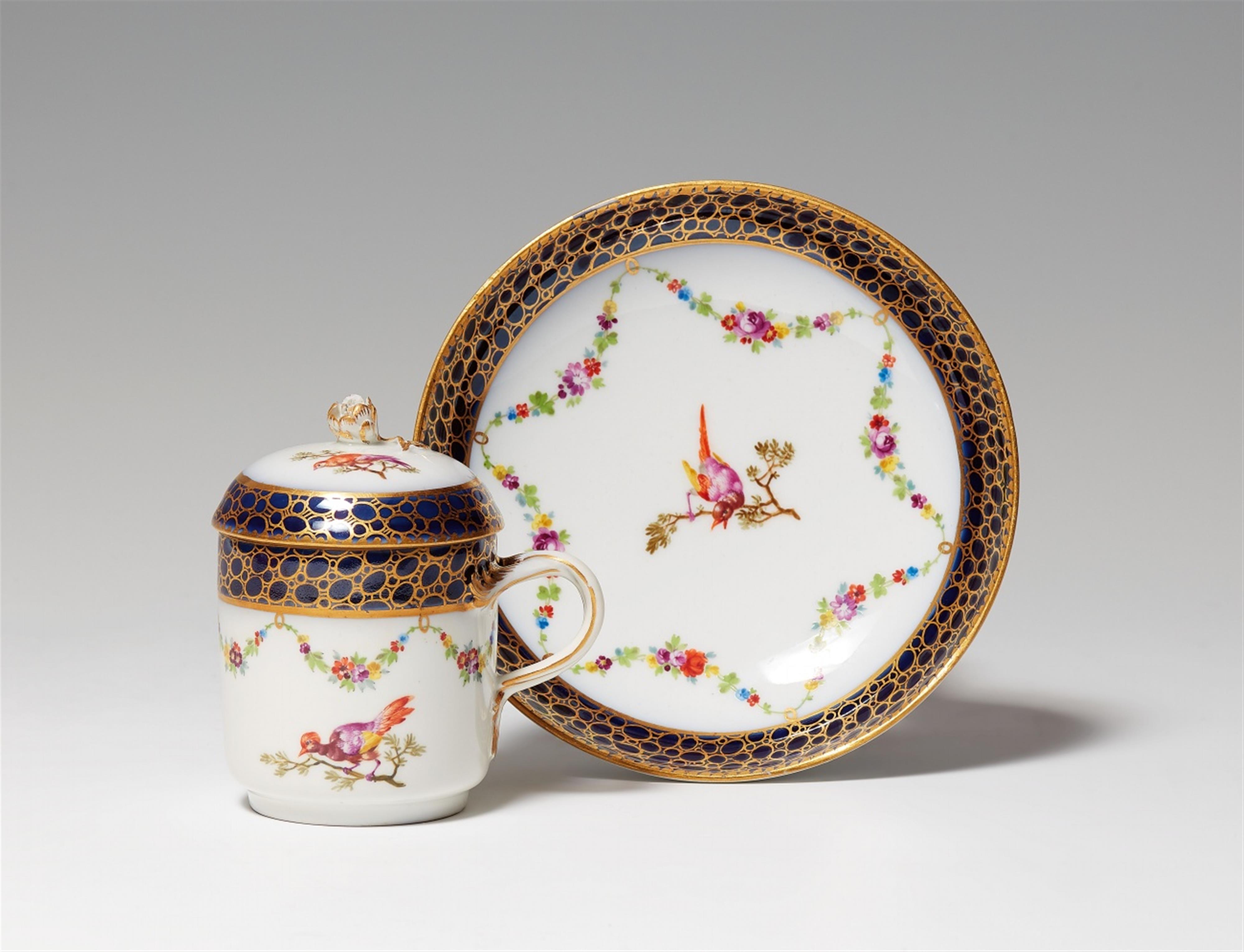 A Meissen porcelain cup with fanciful bird decor - image-1