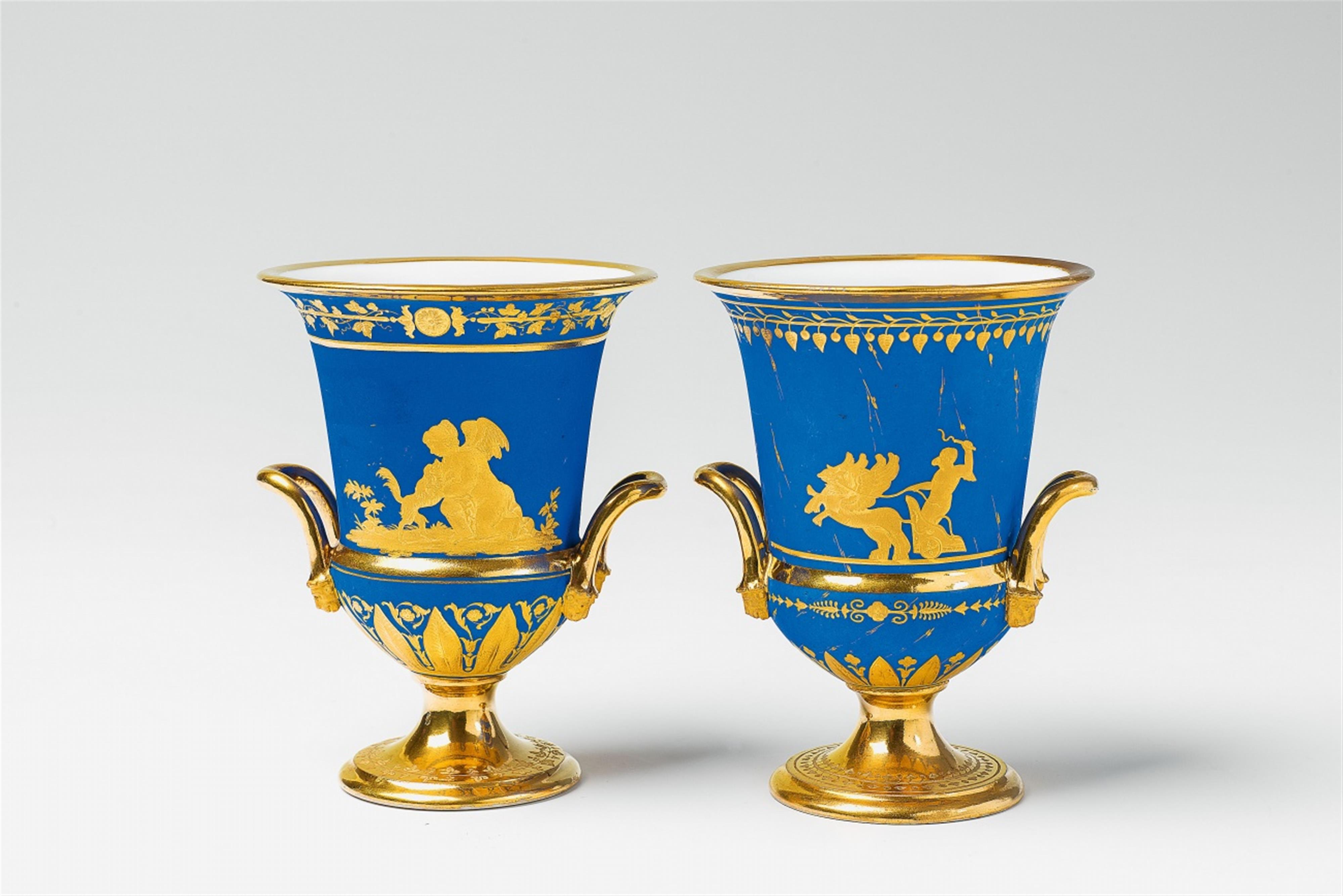 Two small Parisian porcelain krater-form vases - image-1