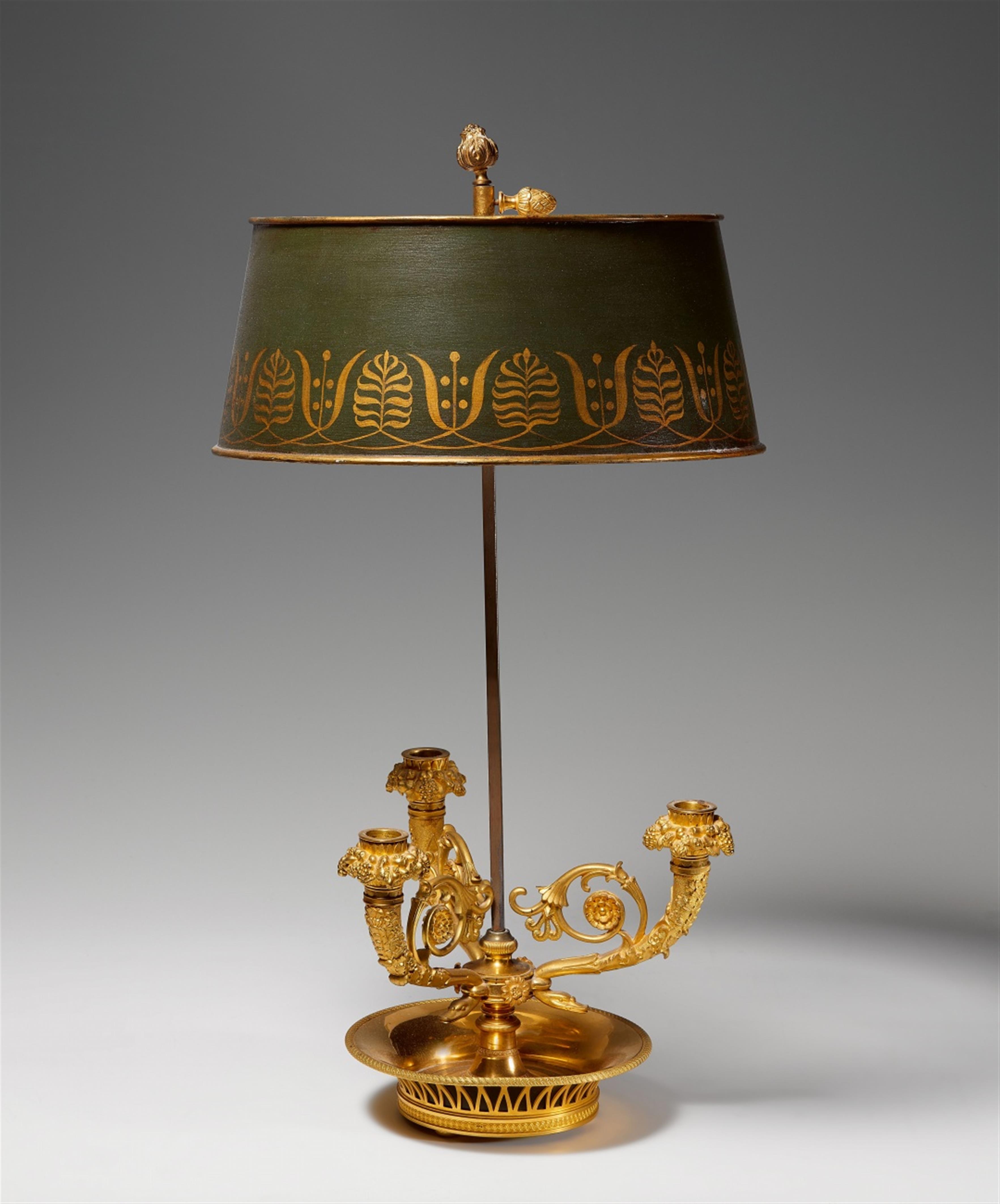A French ormolu "lampe bouillotte" - image-1