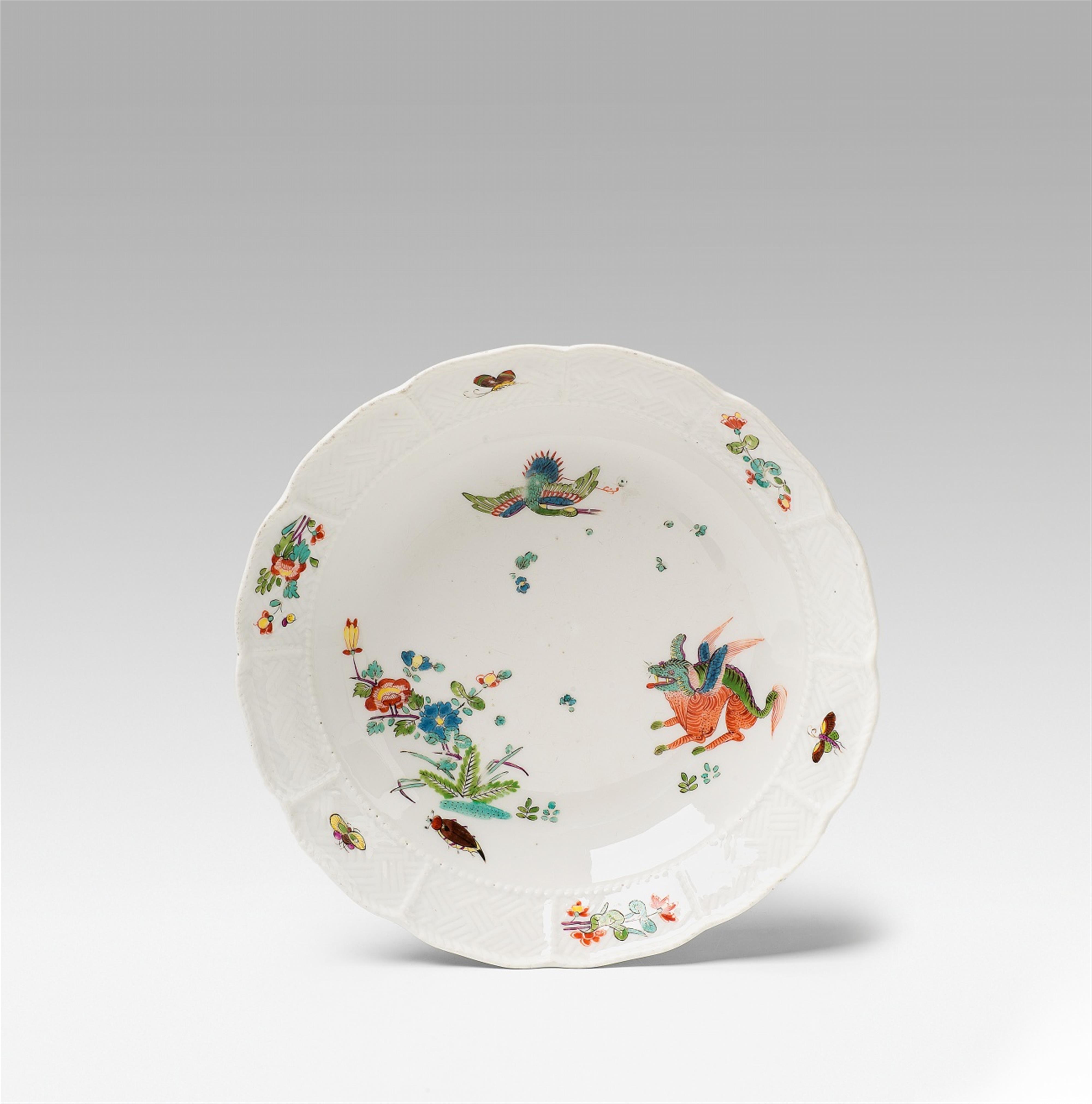 A Meissen porcelain dish with Chí-lin decor - image-1