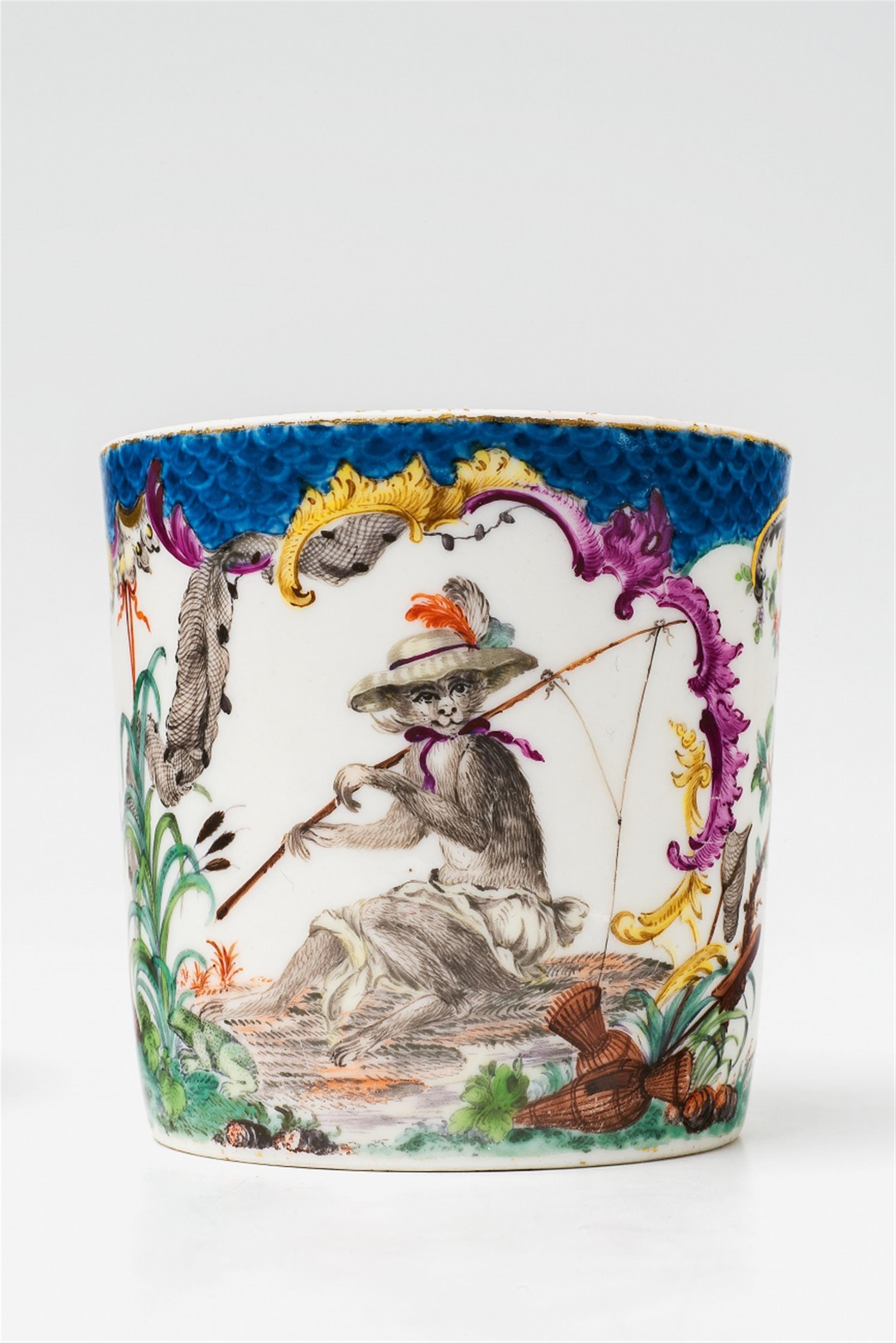 A rare Meissen porcelain cup with a monkey - image-2