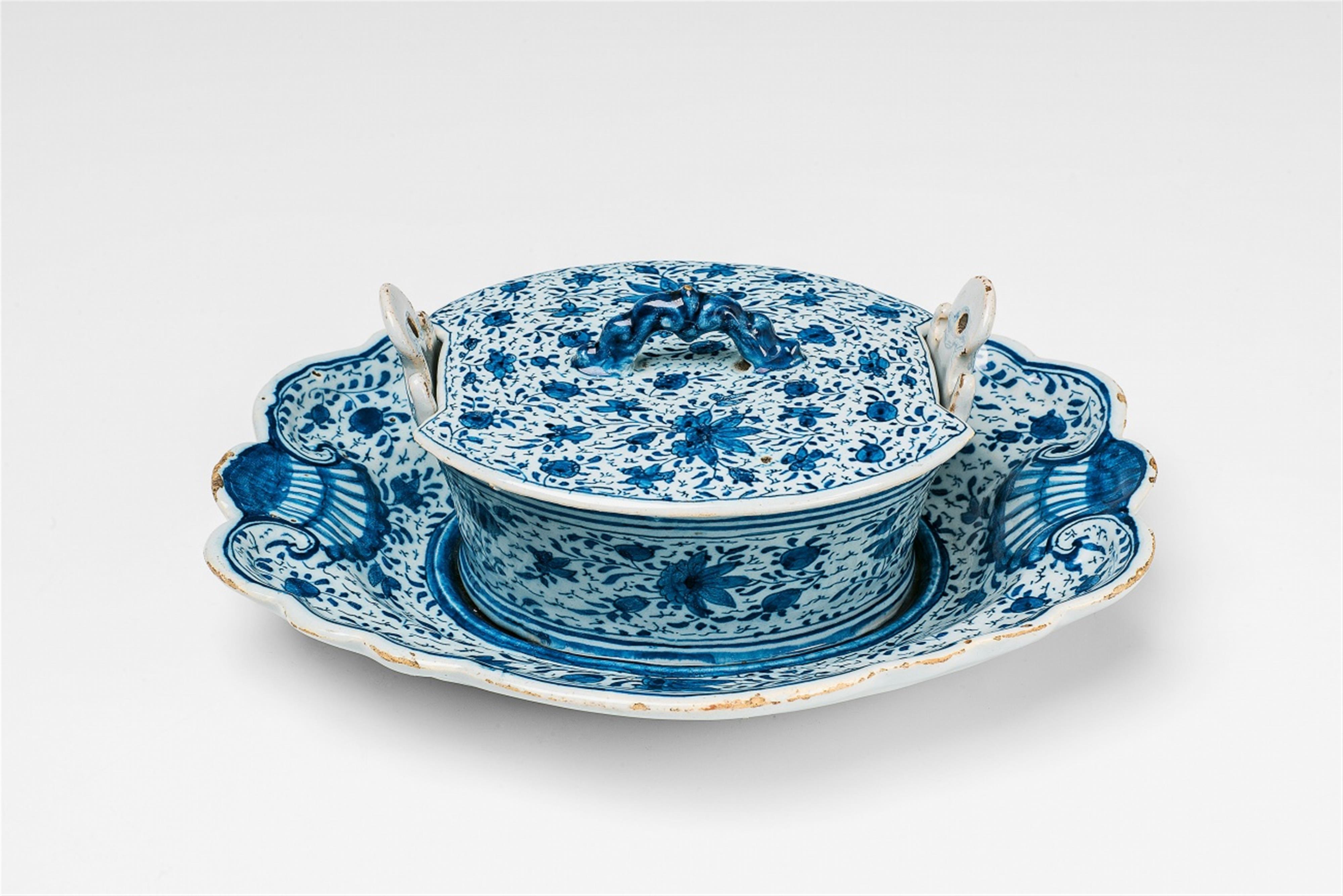 A blue and white Delft faience butter dish - image-1