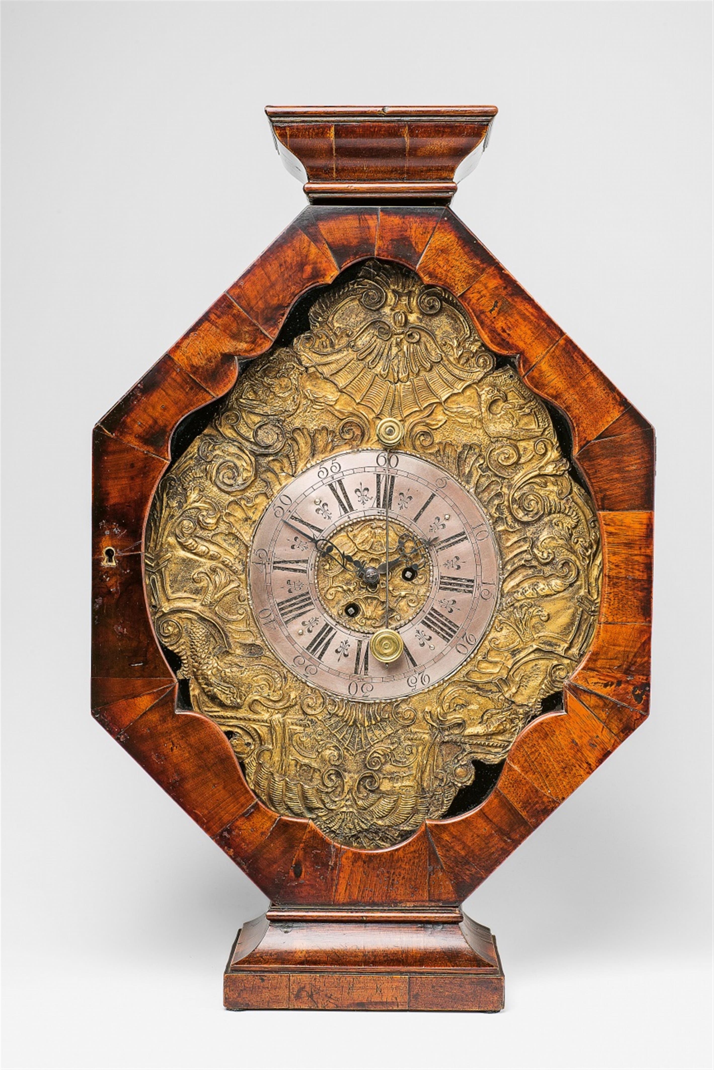 A rare South German "telleruhr" clock in the original case - image-3
