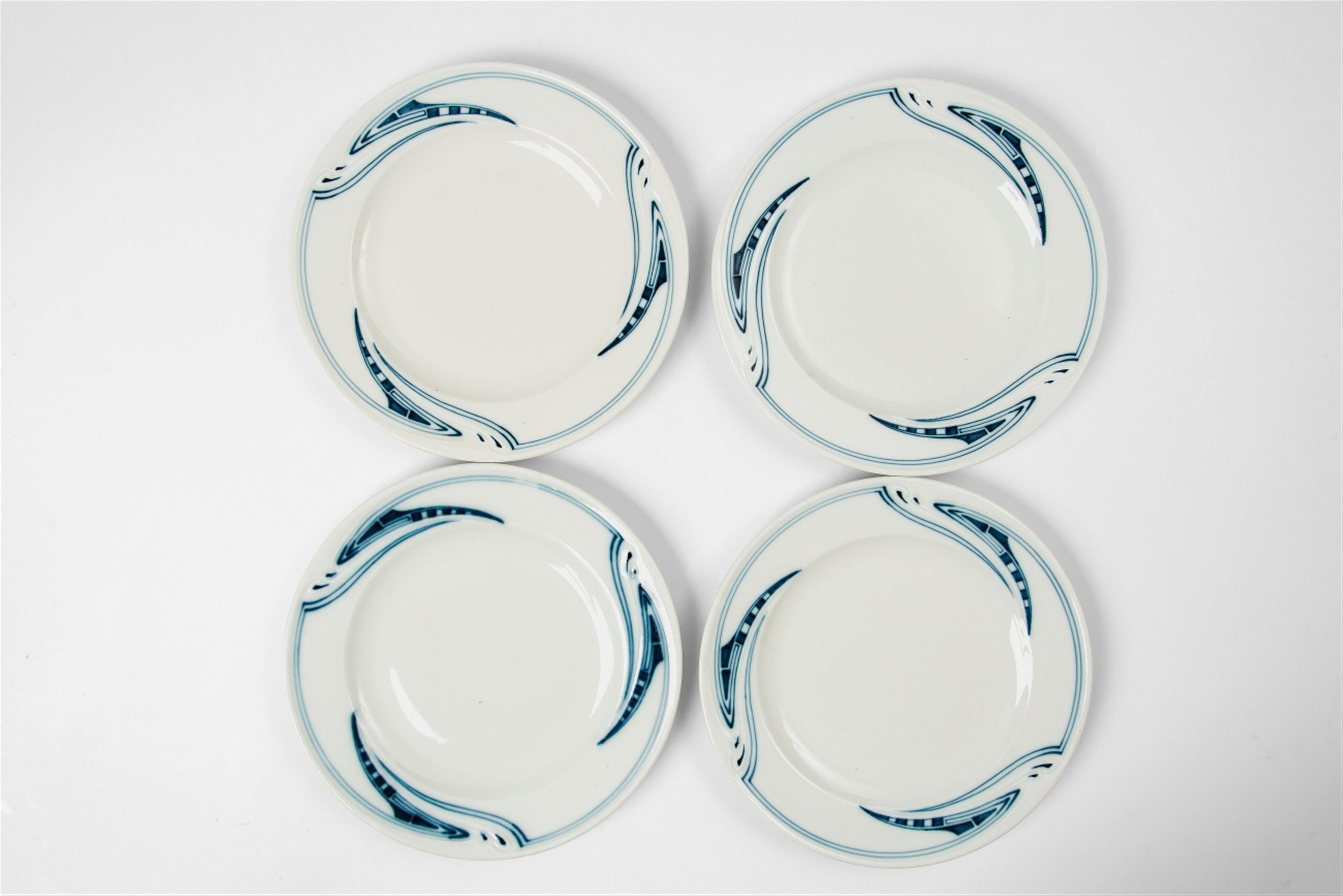 Four Meissen porcelain dinner plates designed by Henry van de Velde - image-1