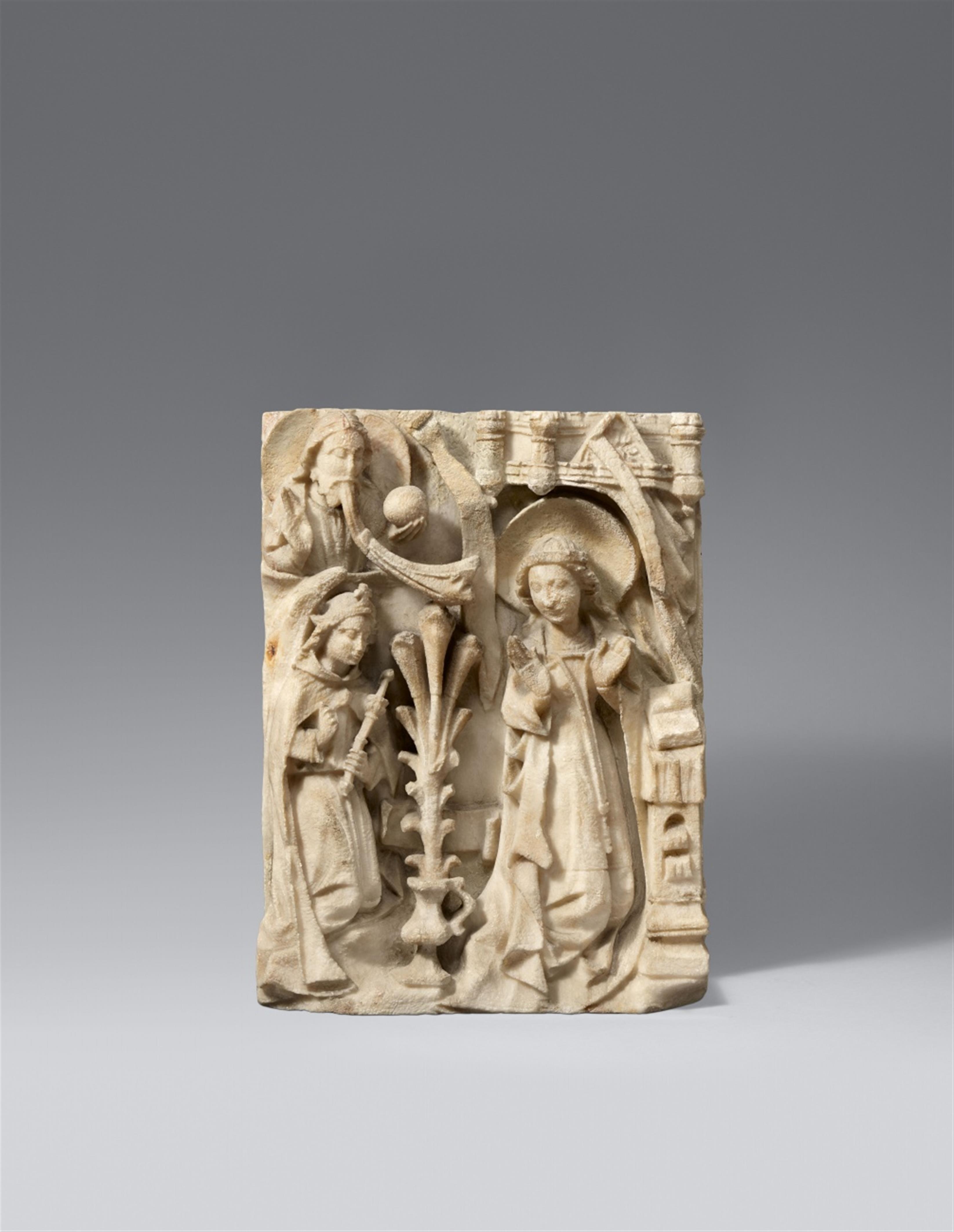 Nottingham mid-15th century - A mid-15th century Nottingham alabaster relief of the Annunciation - image-1