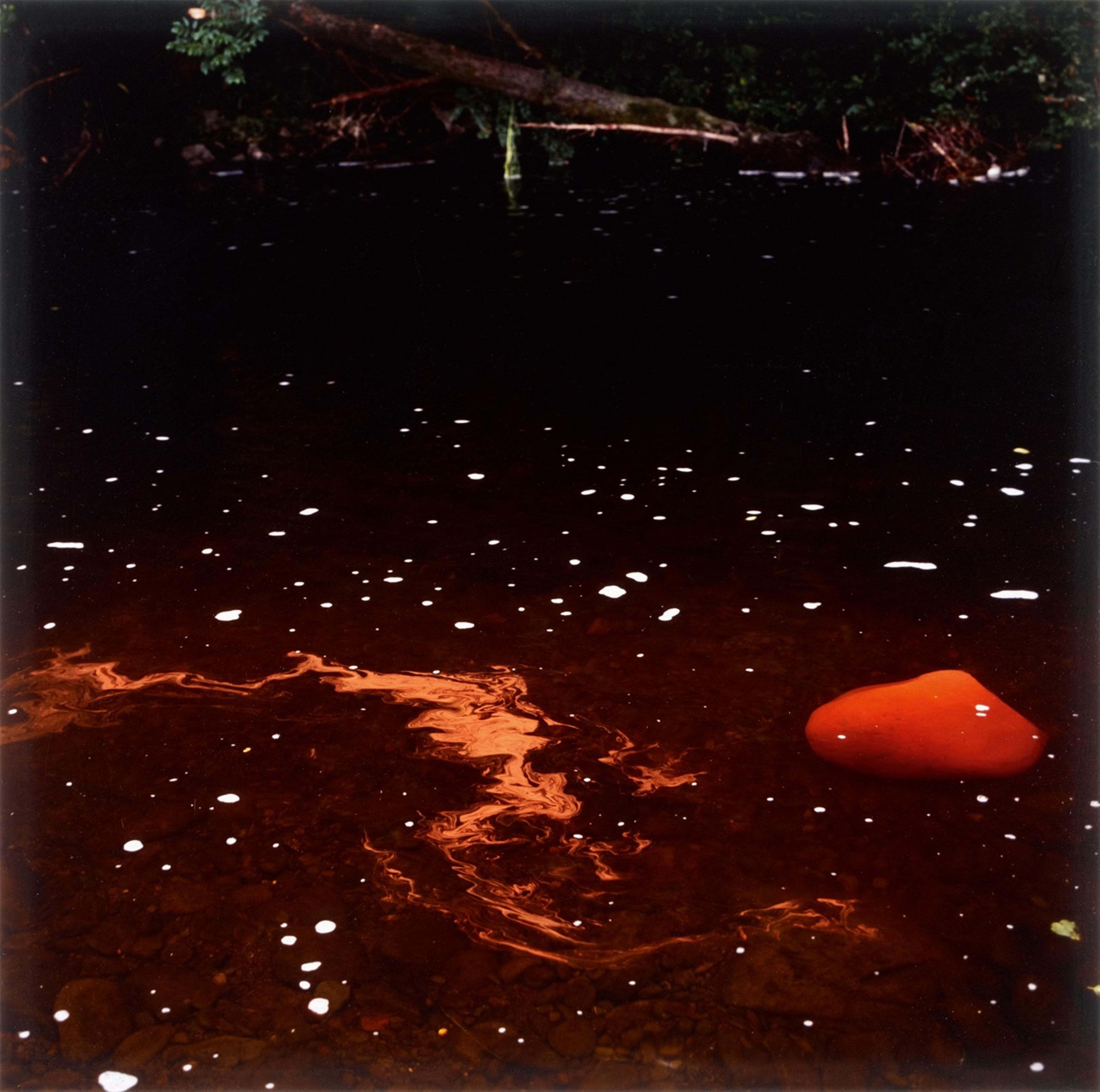 Andy Goldsworthy - River Rock, drawn over with a soft red stone, Scaur Water, Dumfriesshire - image-6