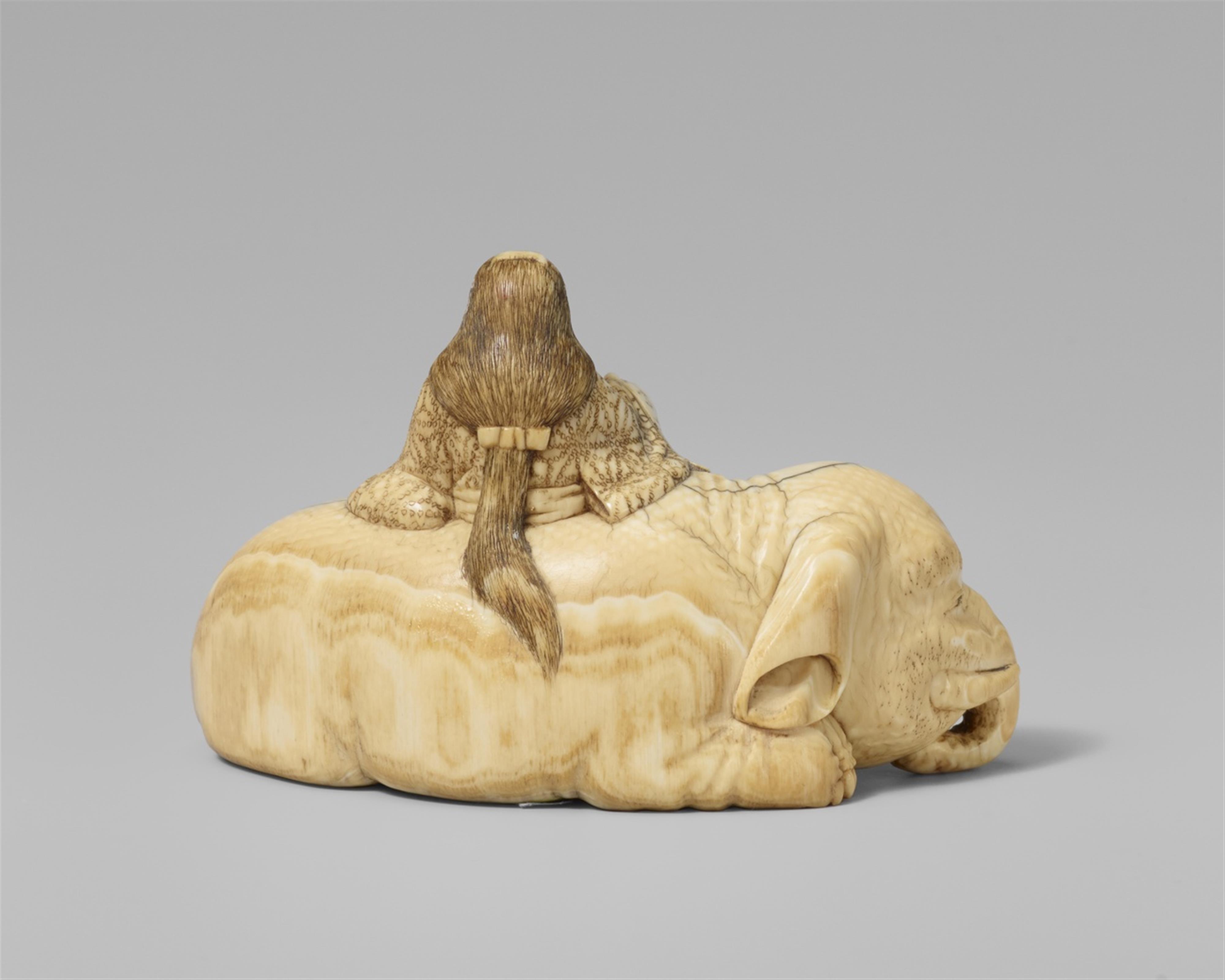 An impressively large and remarkable ivory netsuke of Eguchi no Kimi, by Tomochika. Mid-19th century - image-2