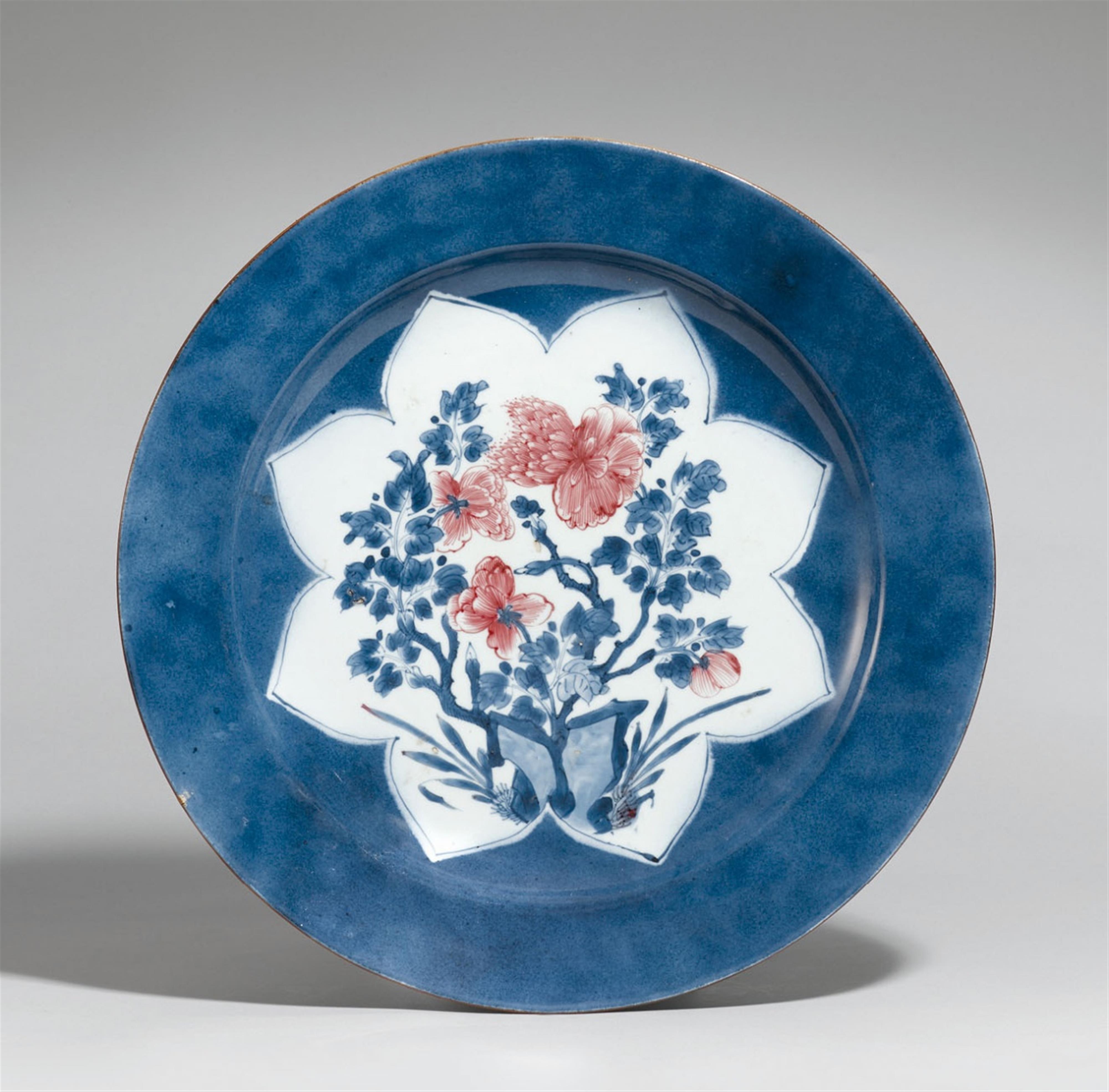 A powderblue-glazed dish with iron-red flowers. Kangxi period (1662-1722) - image-1