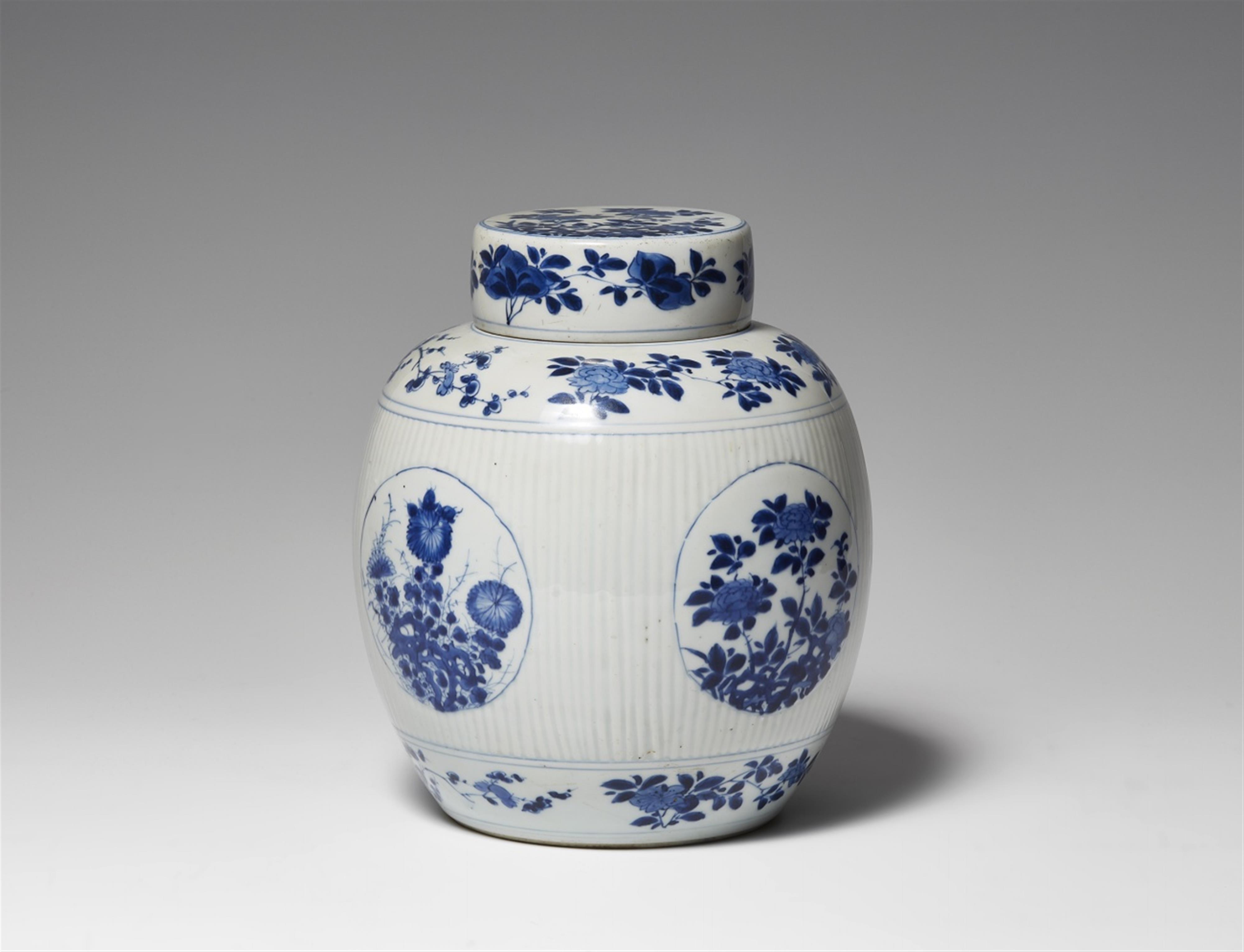 A blue and white moulded ginger jar. Kangxi perid (1662-1722) - image-1