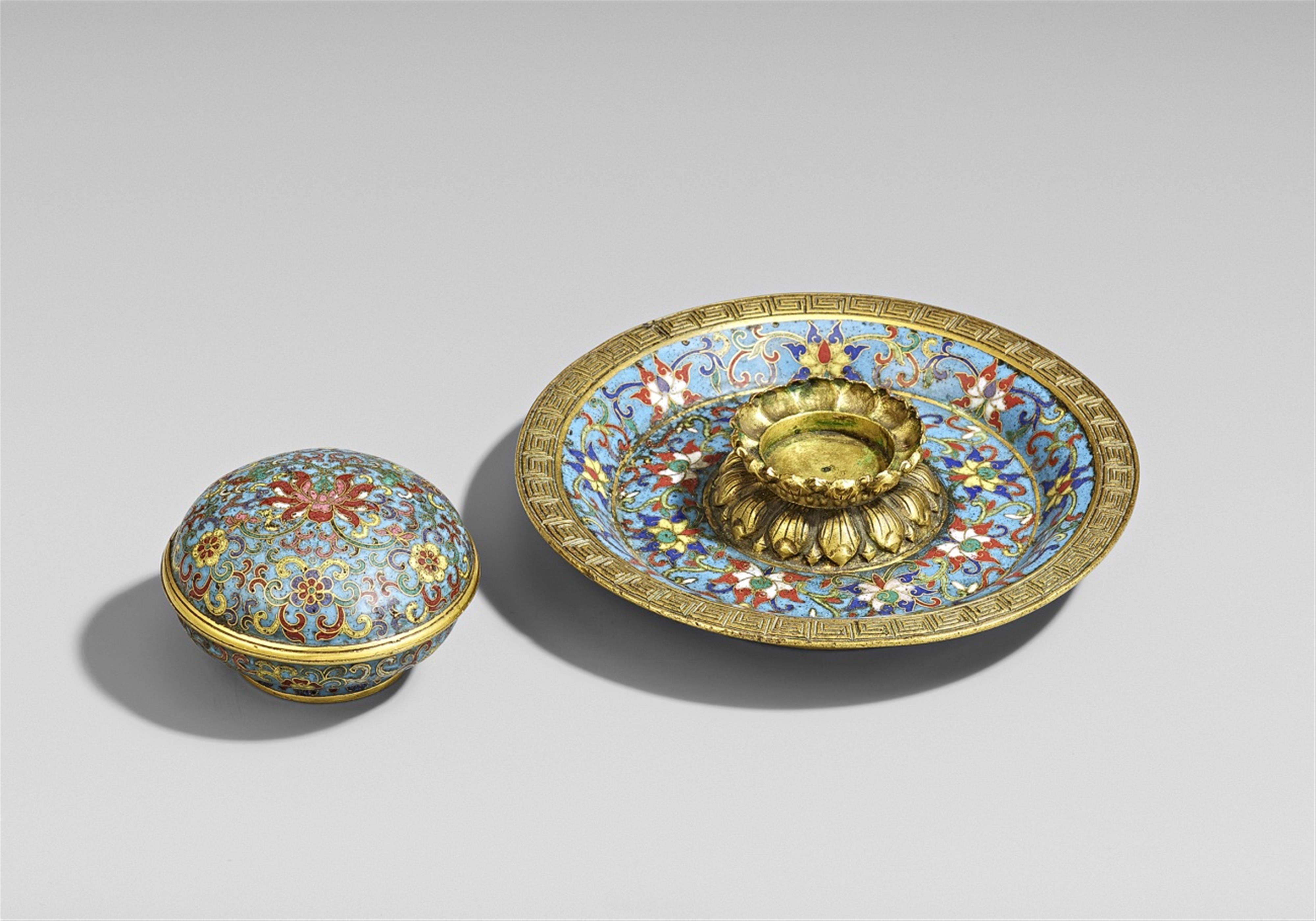 Two cloisonné enamel pieces. 18th century or later - image-1