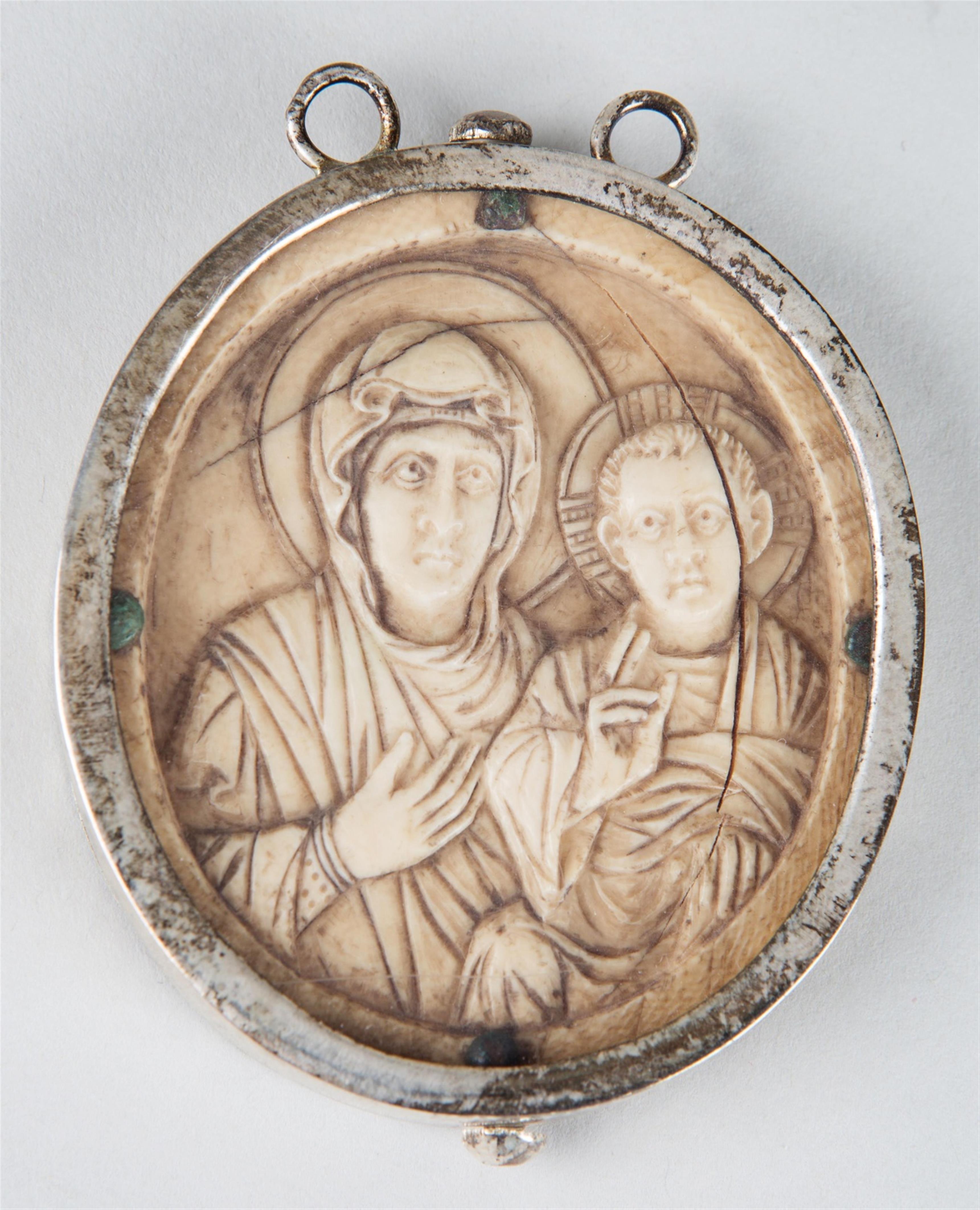 Unbekannter Meister wohl des 19. Jahrhunderts - Madonna mit segnendem Christuskind - image-1