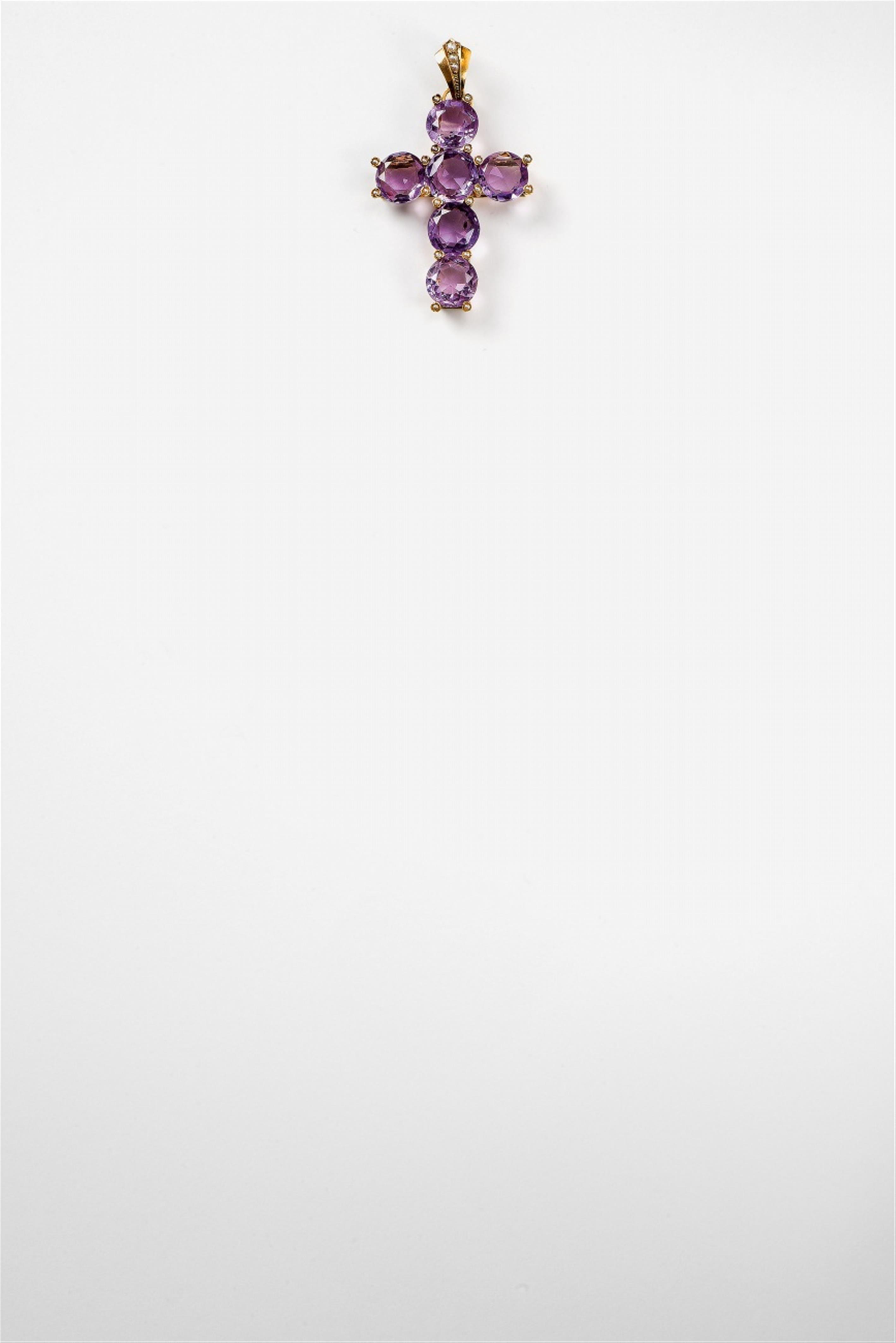 A 14k gold and amethyst cross pendant - image-2