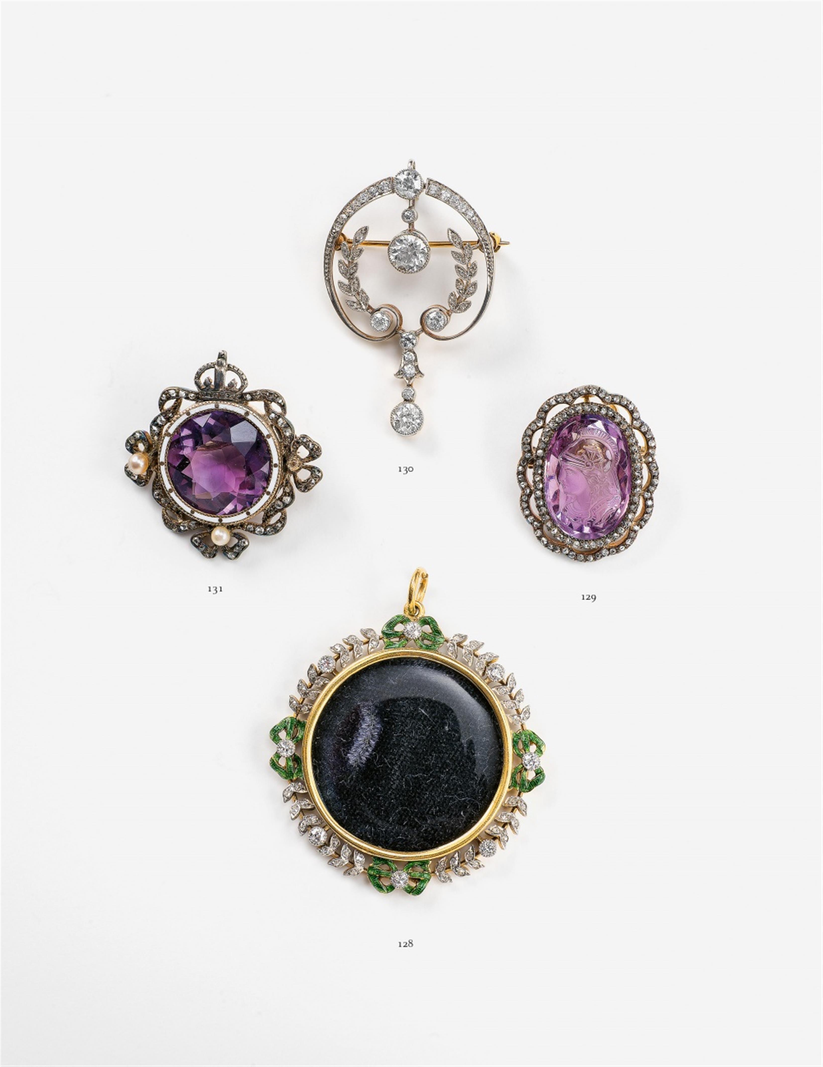 A princely 9k gold, enamel and amethyst brooch - image-2