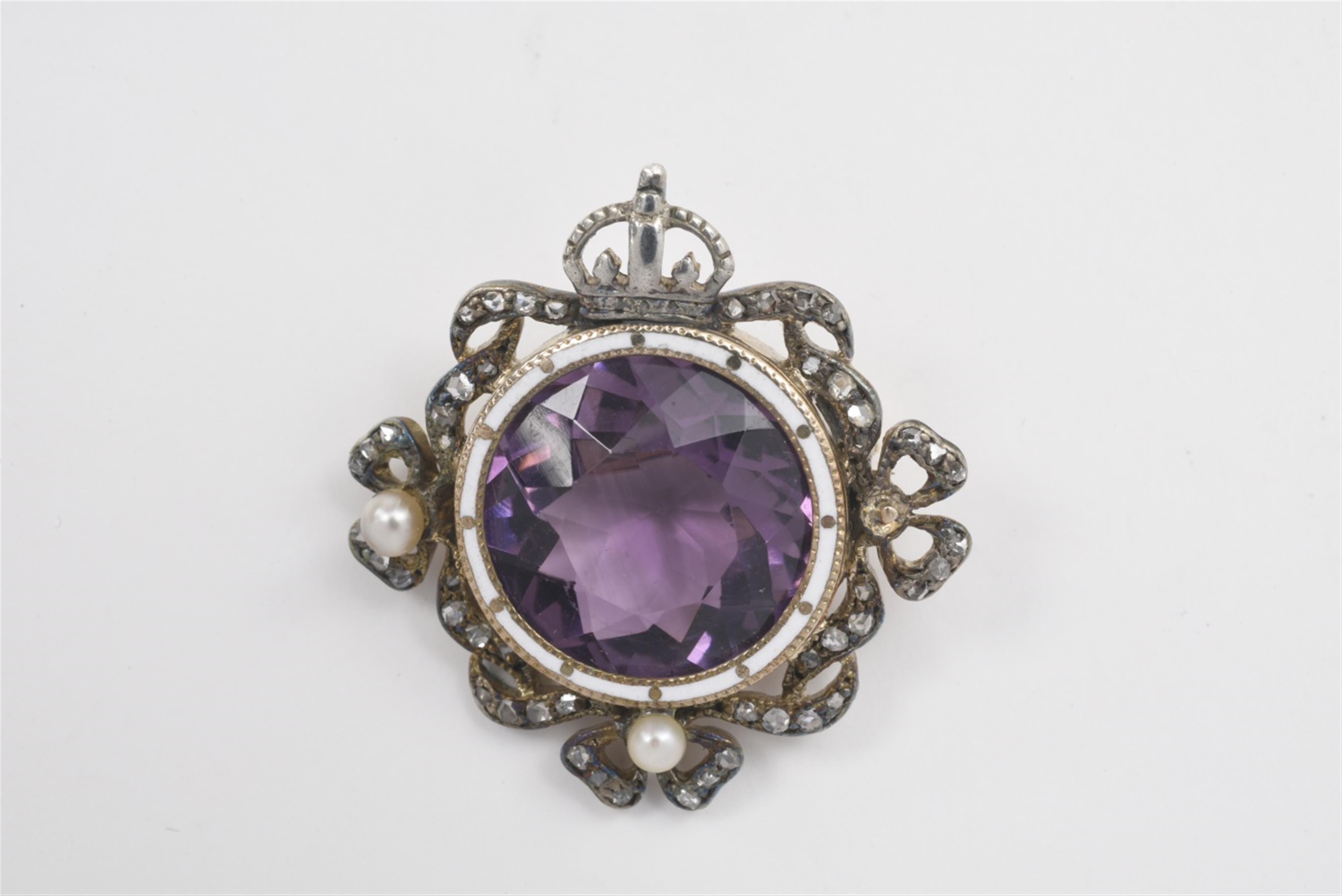 A princely 9k gold, enamel and amethyst brooch - image-1