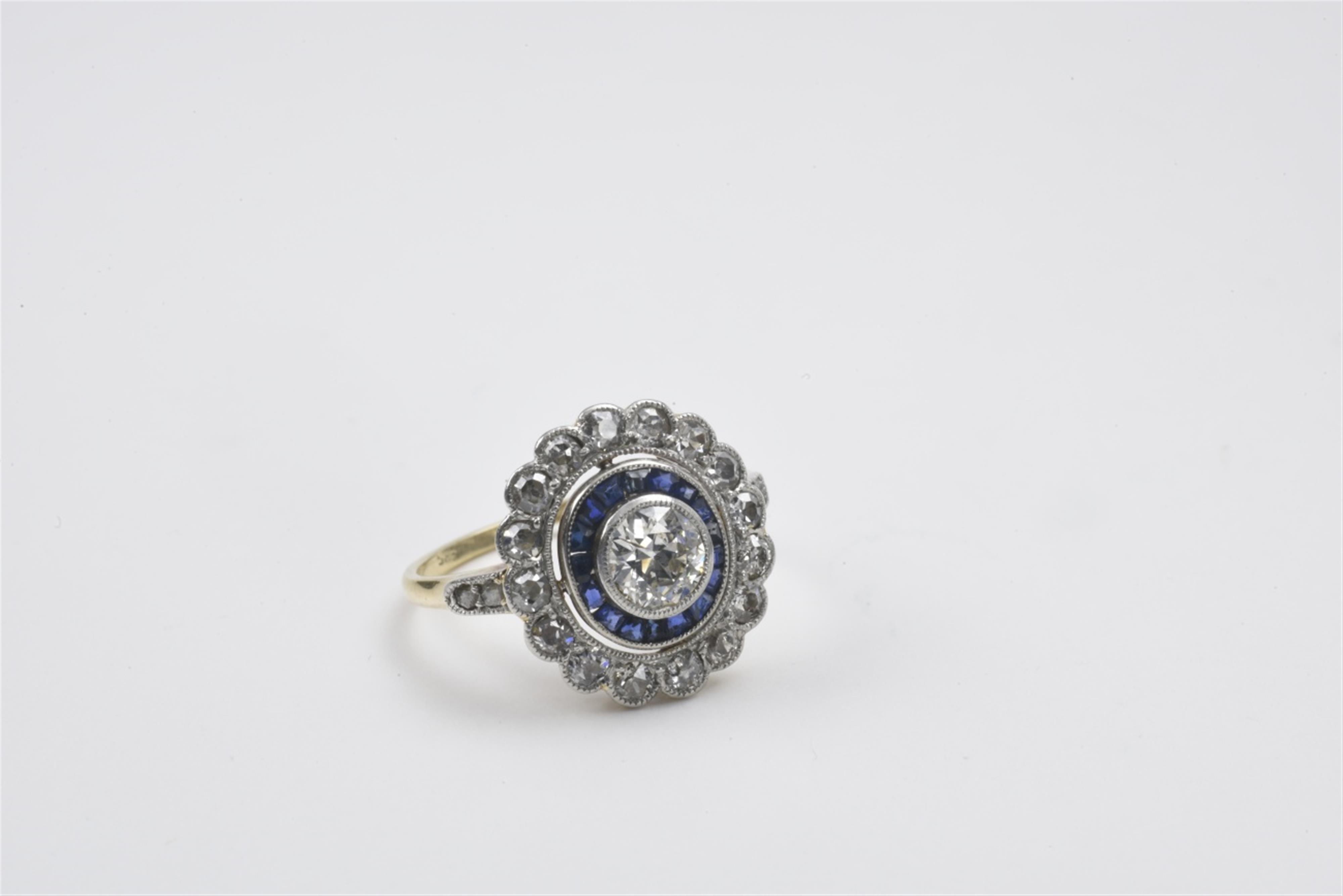 An Art Deco 14k gold and platinum ring - image-1