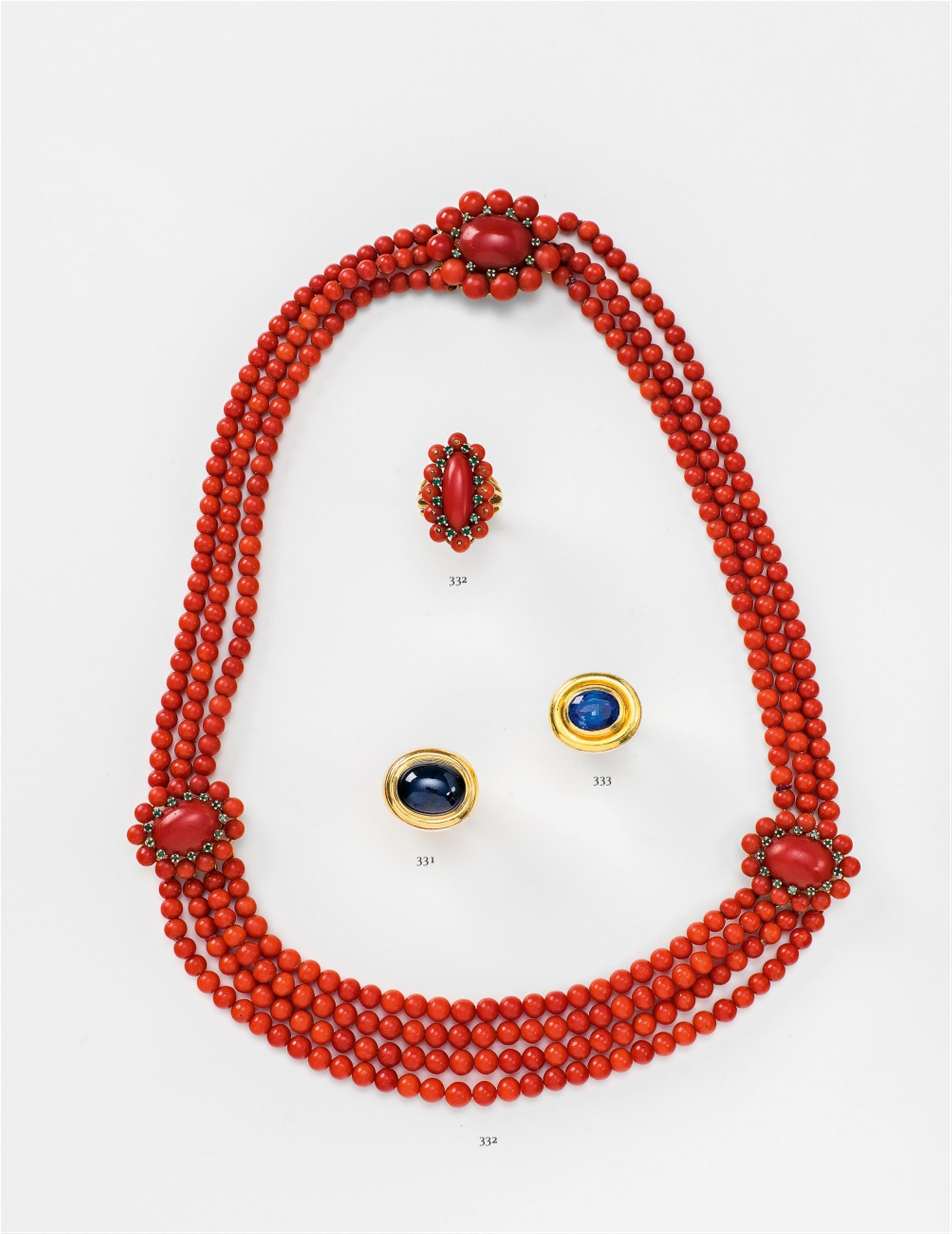 A small 18k gold and coral demi-parure - image-1