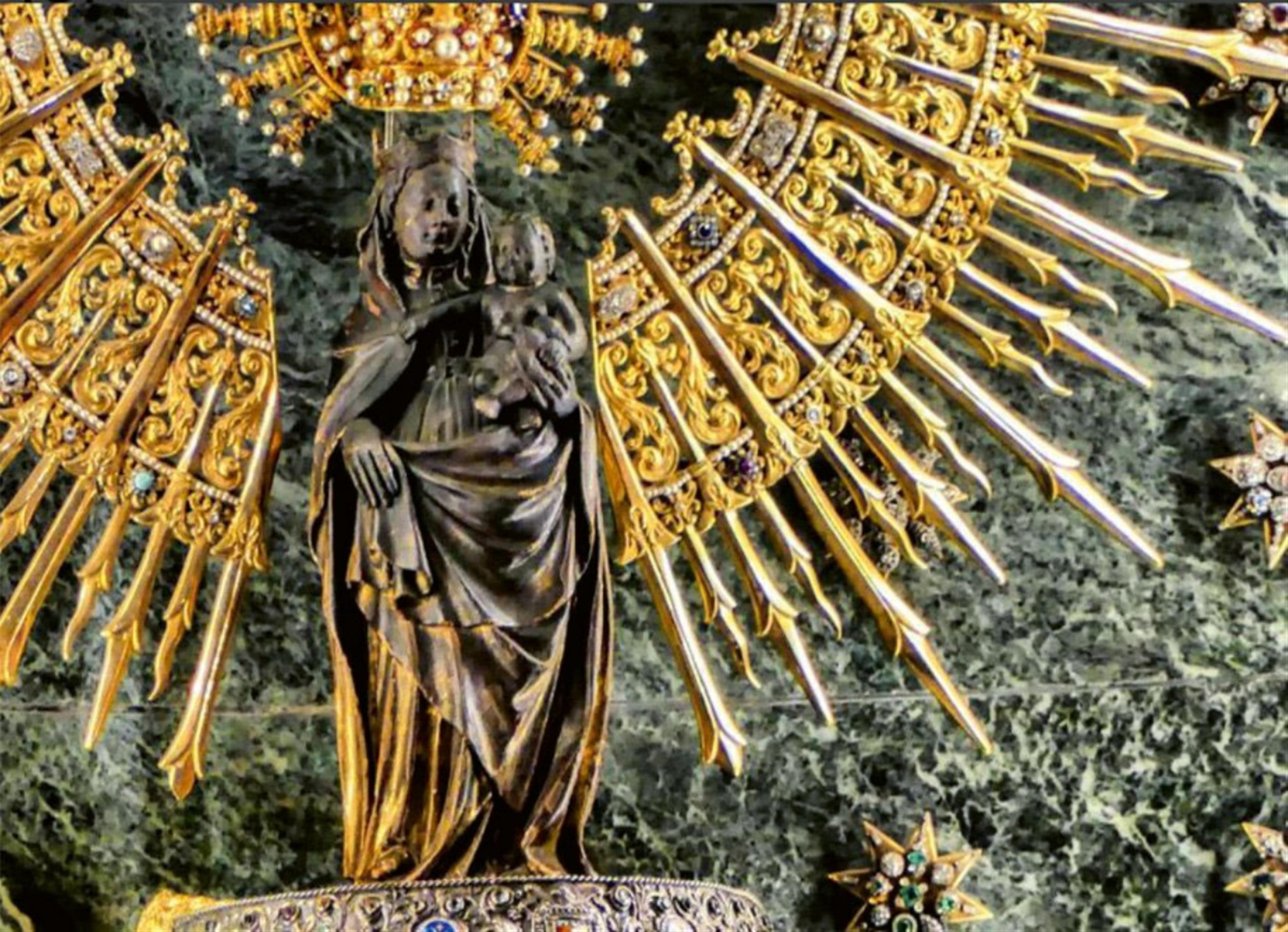 A Zaragoza silver gilt figure of Nuestra Señora del Pilar - image-6