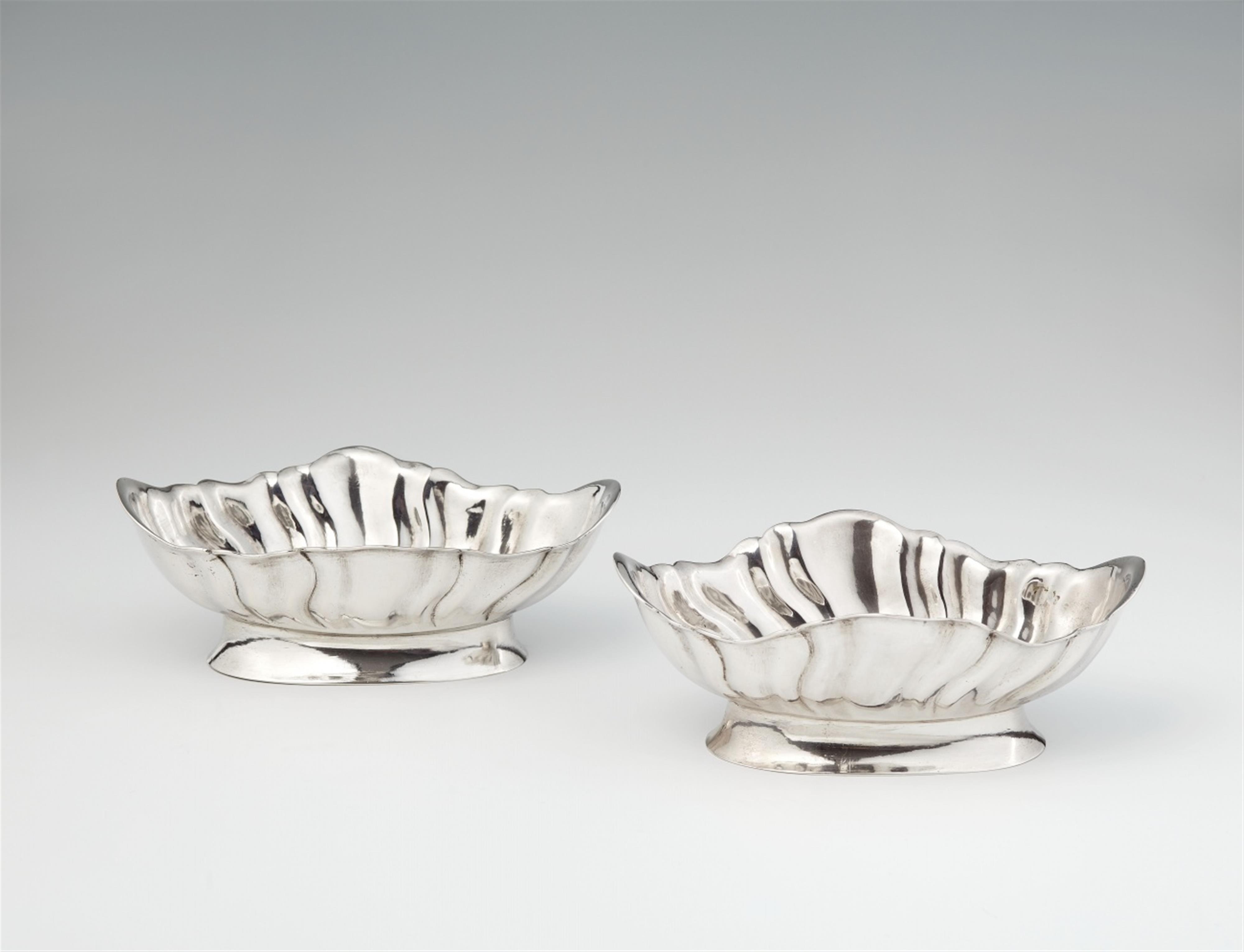 A pair of Düsseldorf silver sugar dishes - image-1