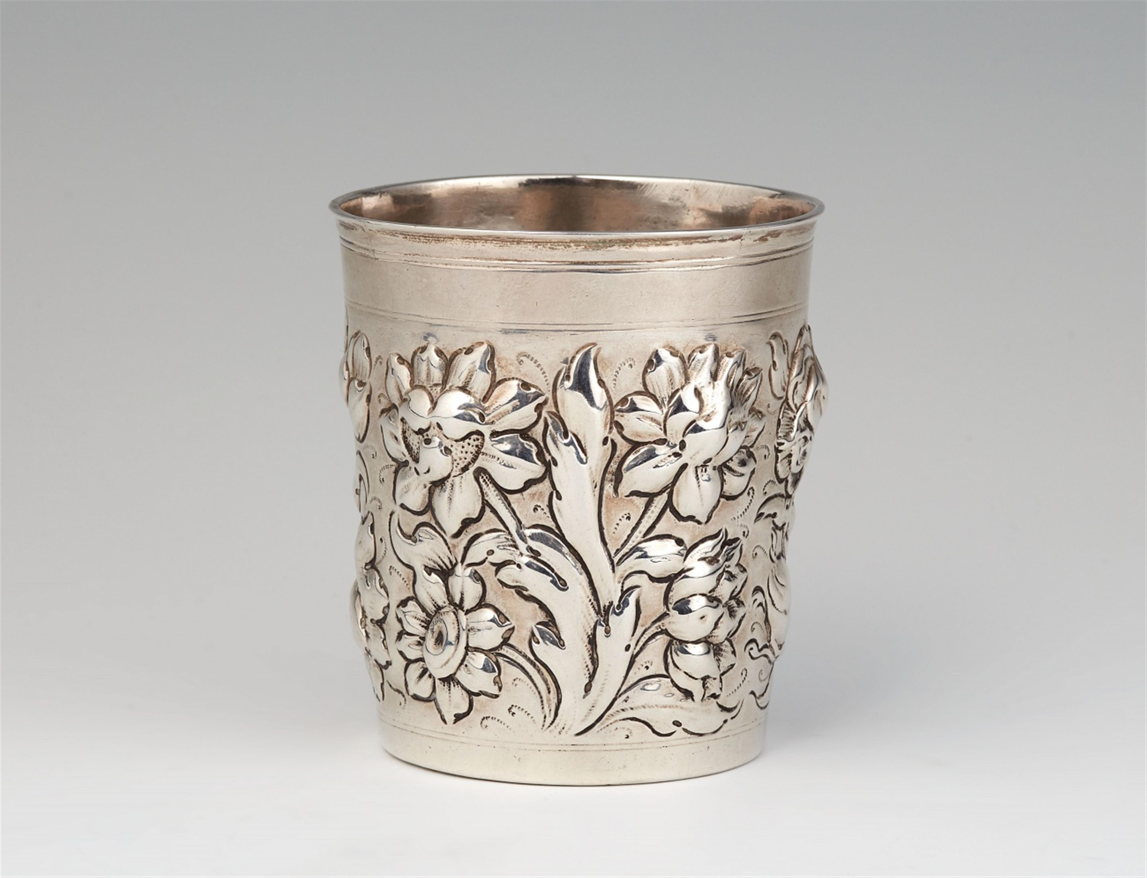 A Nuremberg silver flower beaker - image-1