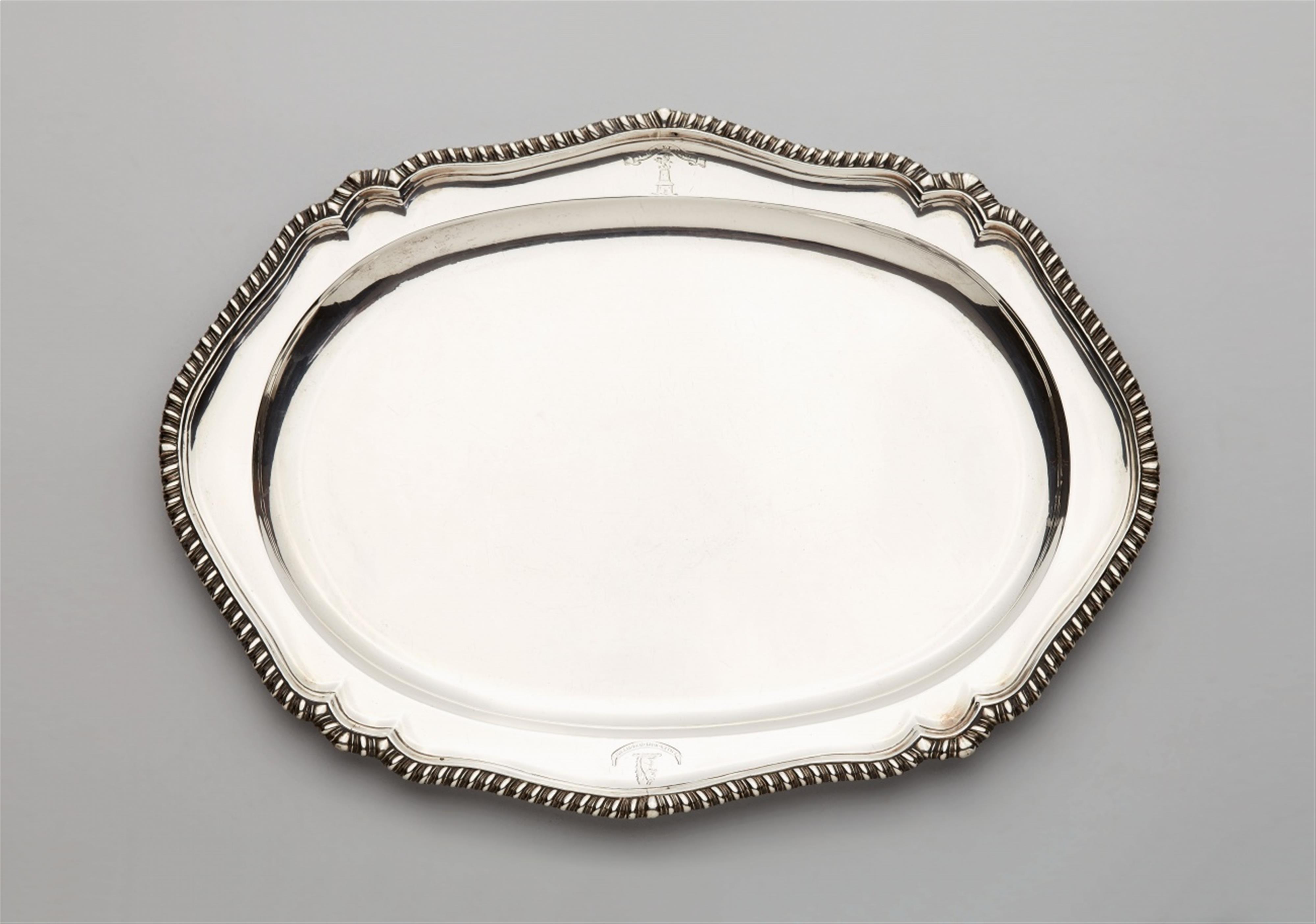 A George III silver platter - image-1