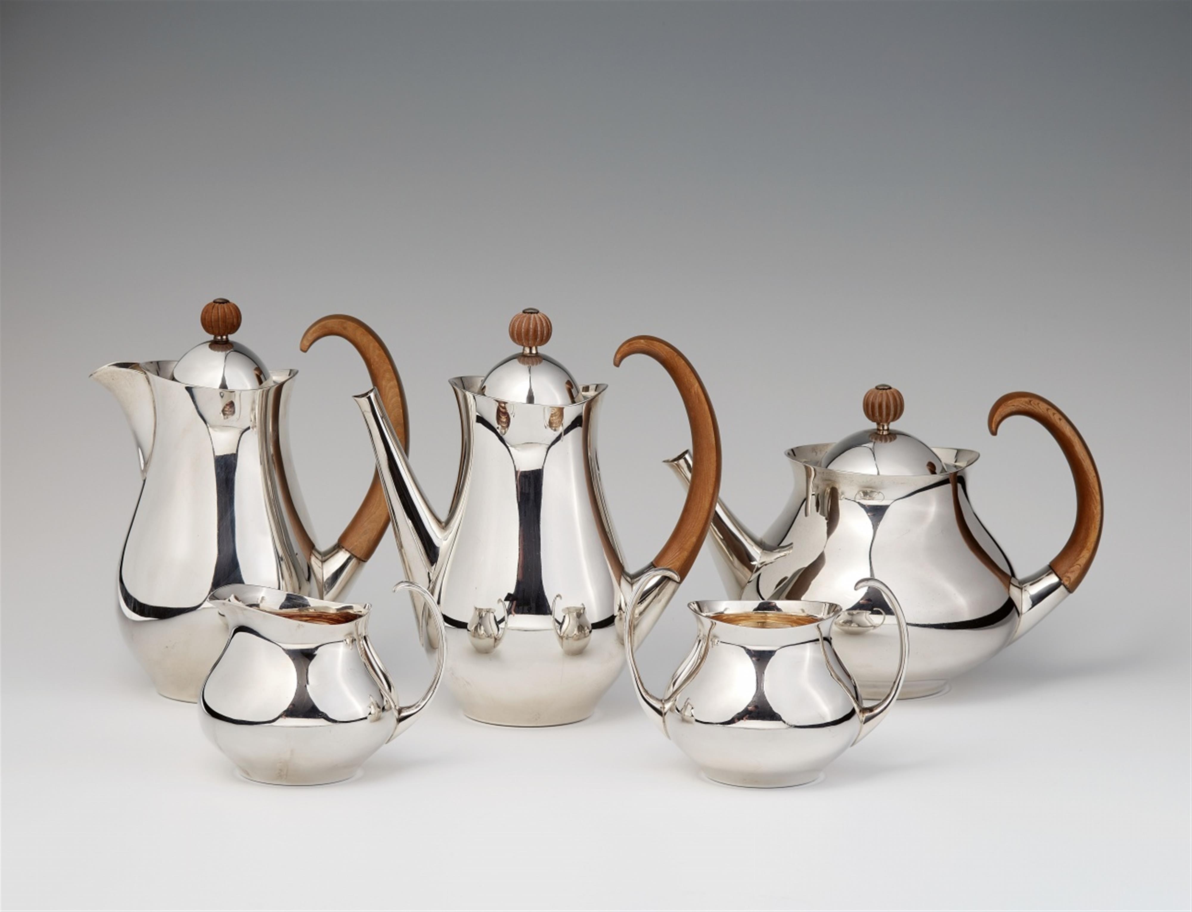 A Sheffield silver coffee and tea service made by Eric Clements - image-1