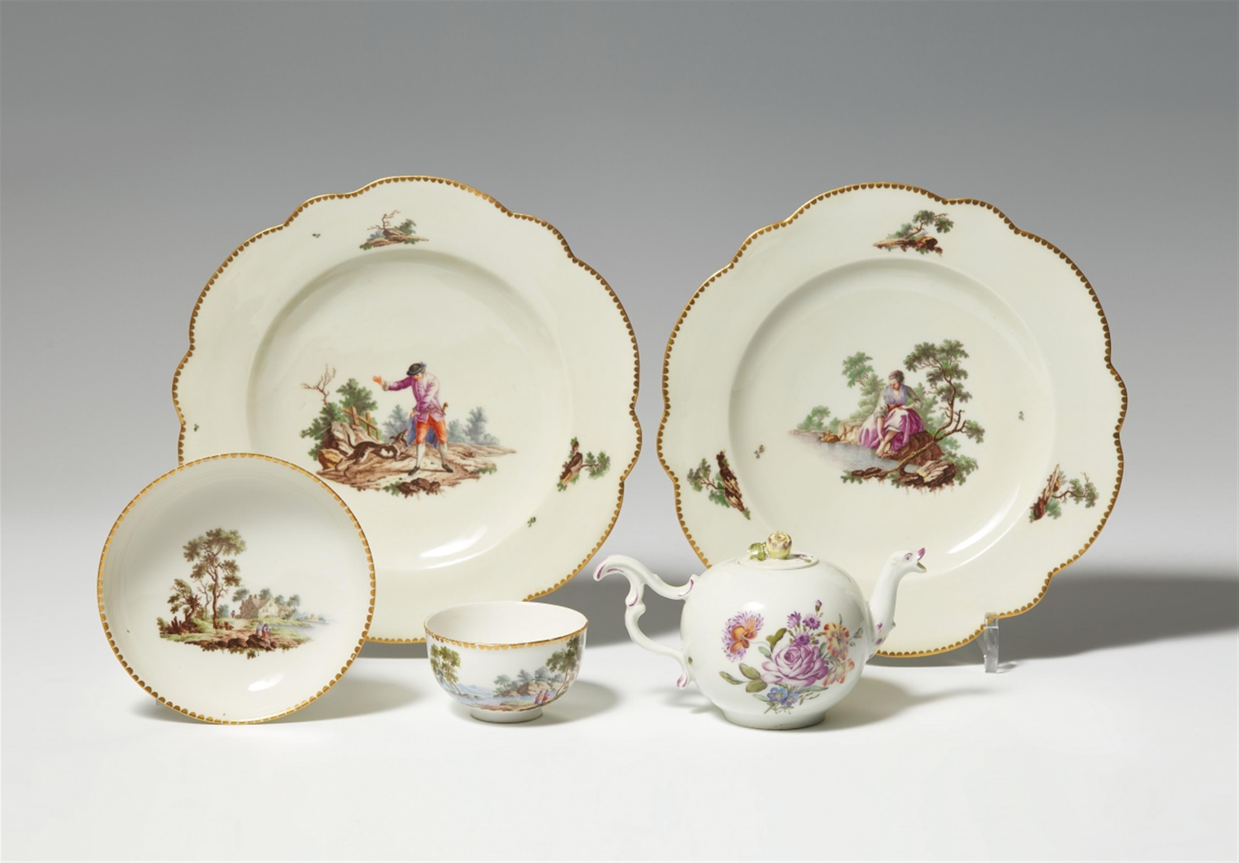 Four items from a Zurich porcelain service - image-1