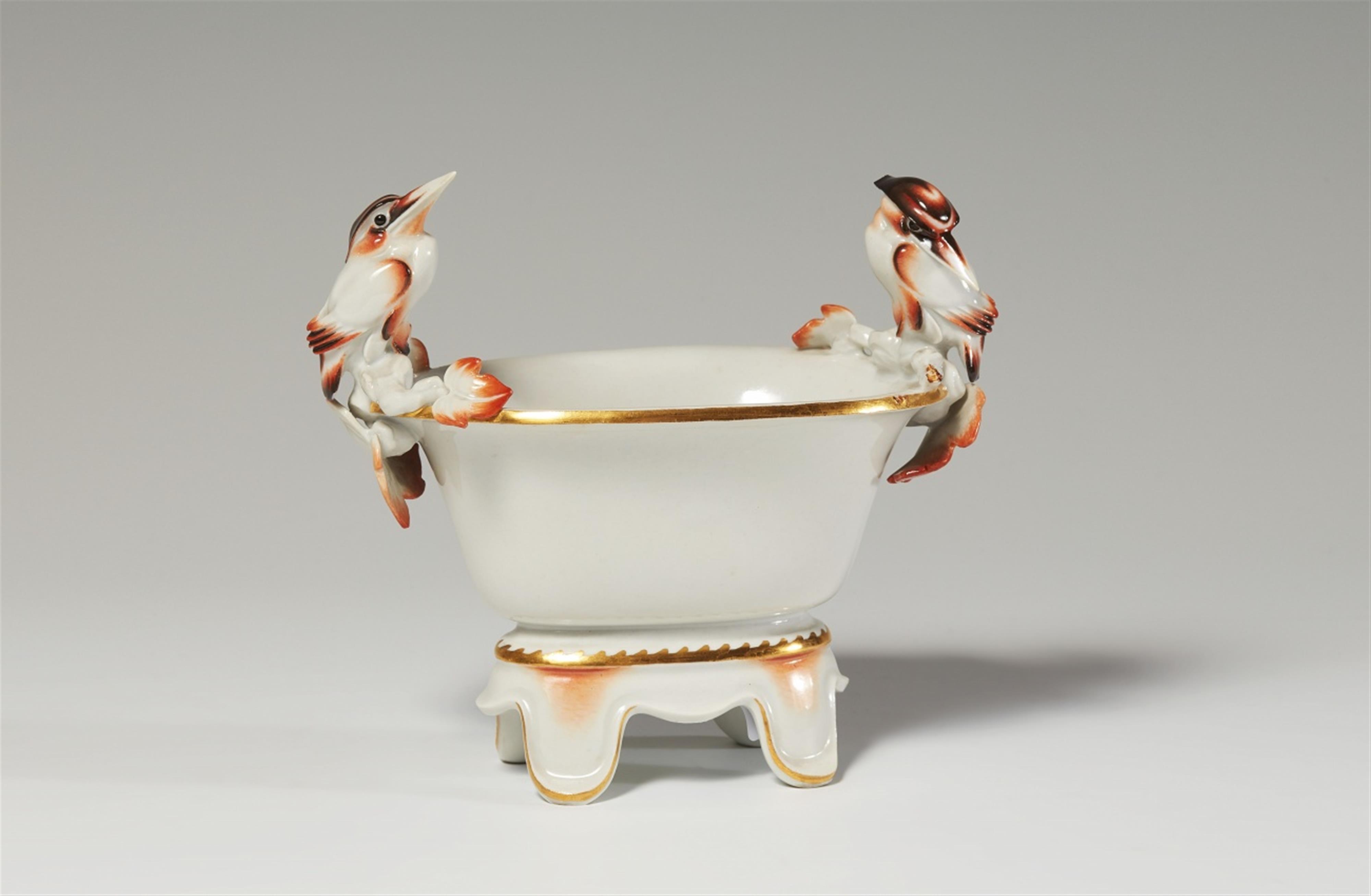 A Meissen porcelain salt with birds from the "Reineke Fuchs" centrepiece - image-1