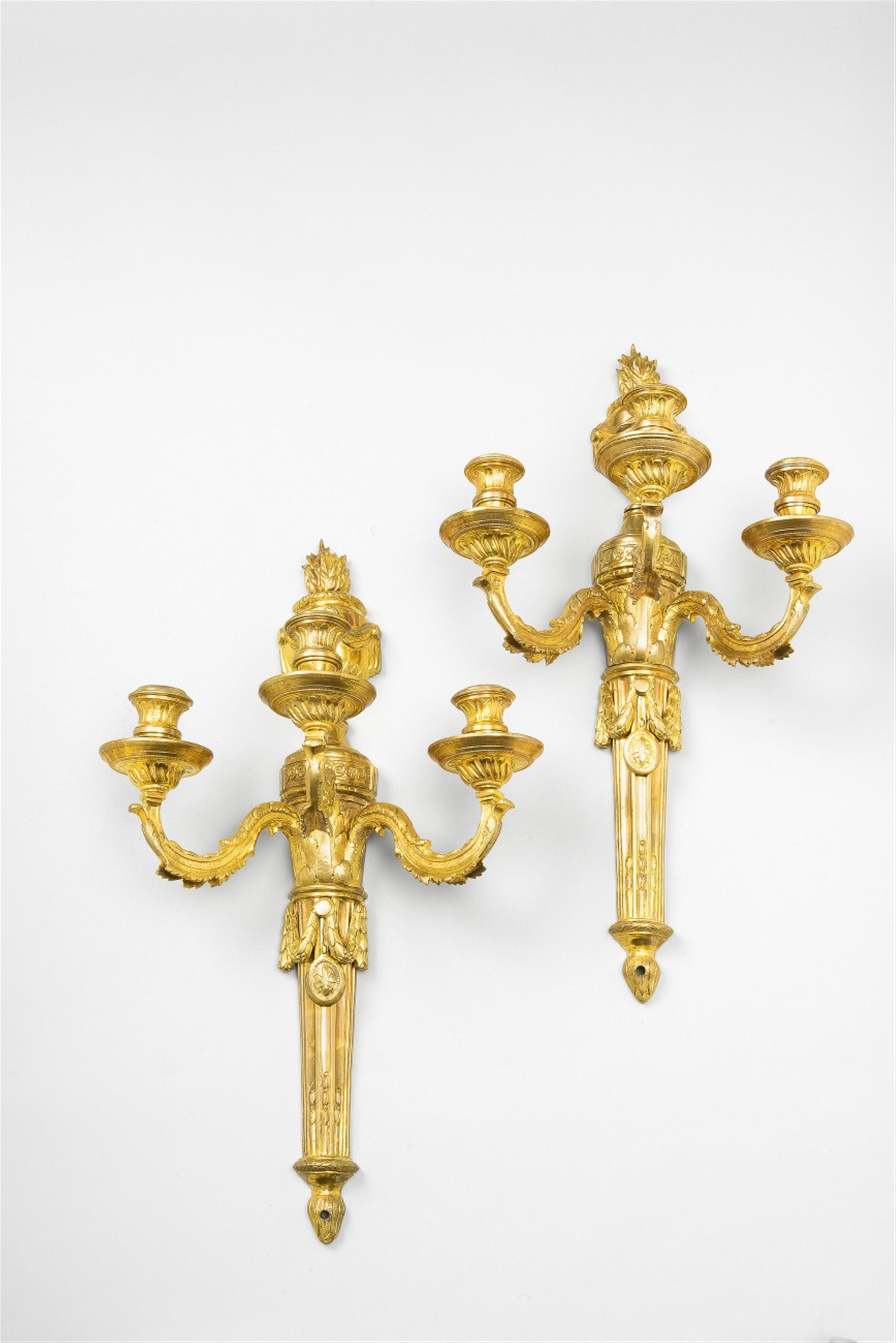 A pair of Louis XVI ormolu wall lights - image-1
